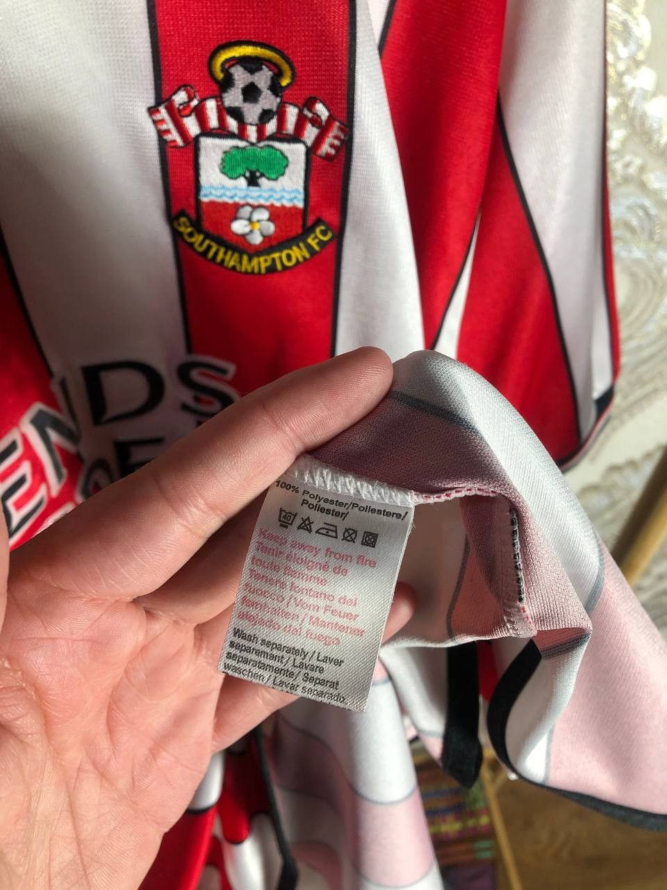 Vintage Very Rare FC Southampton England Retro Soccer Jersey Y2K 90s Size US XL / EU 56 / 4 - 9 Thumbnail