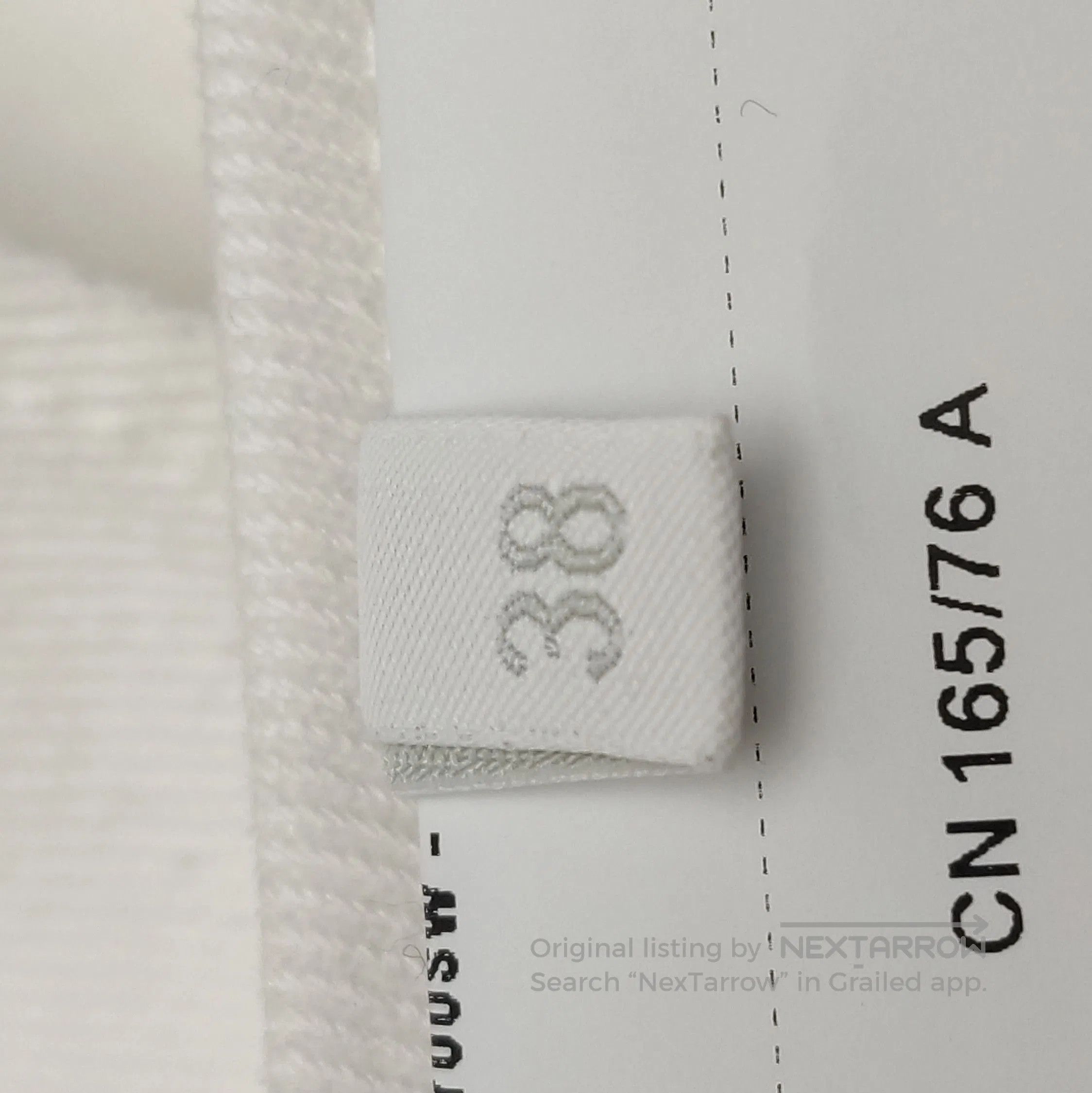 Prada Prada Cotton Triangle Logo Top in White . Size S / US 4 / IT 40 - 5 Thumbnail