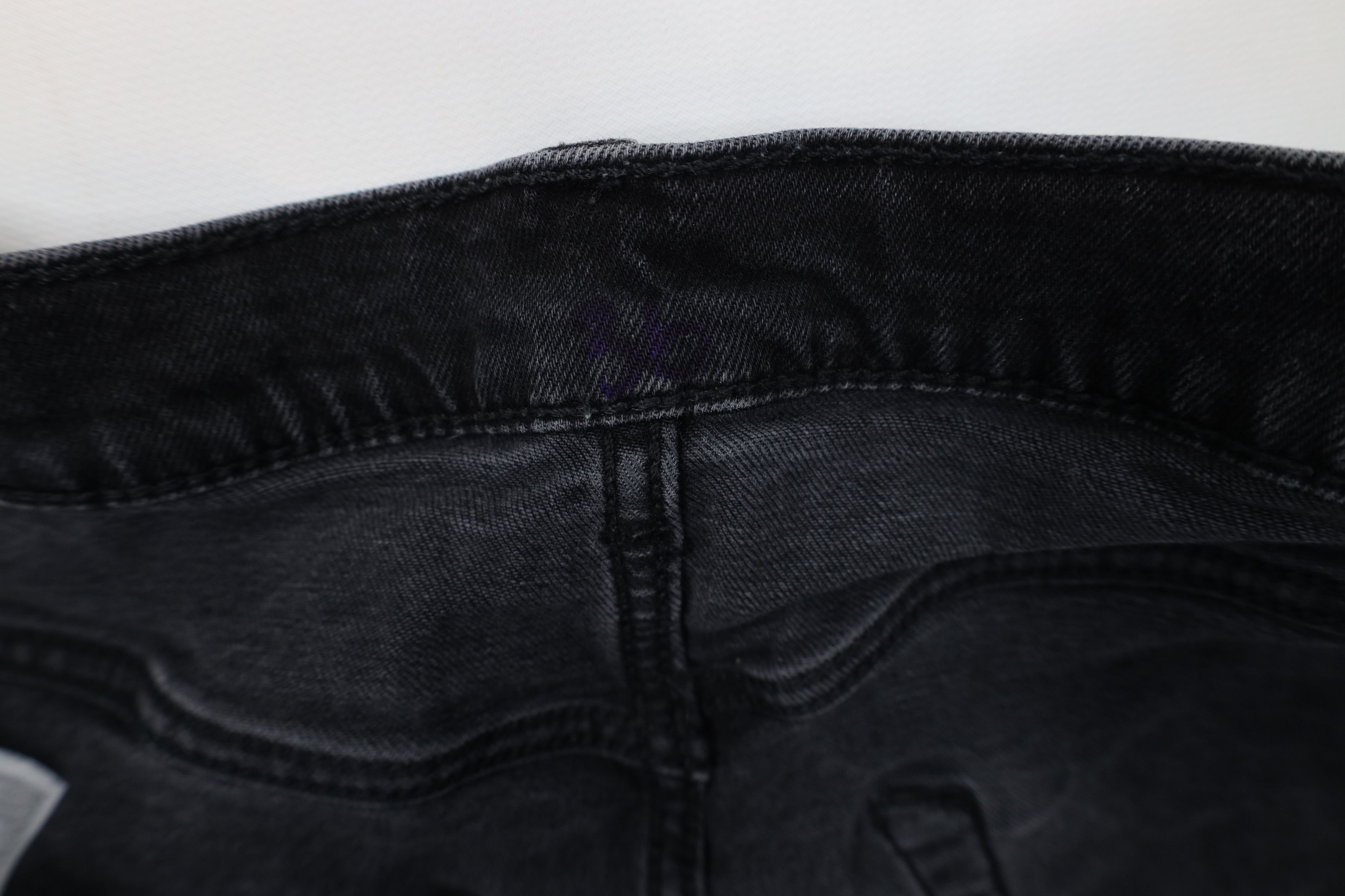 Levi's Vintage Y2K Levis 412 Faded Above Knee Denim Shorts Black Size US 36 / EU 52 - 6 Thumbnail