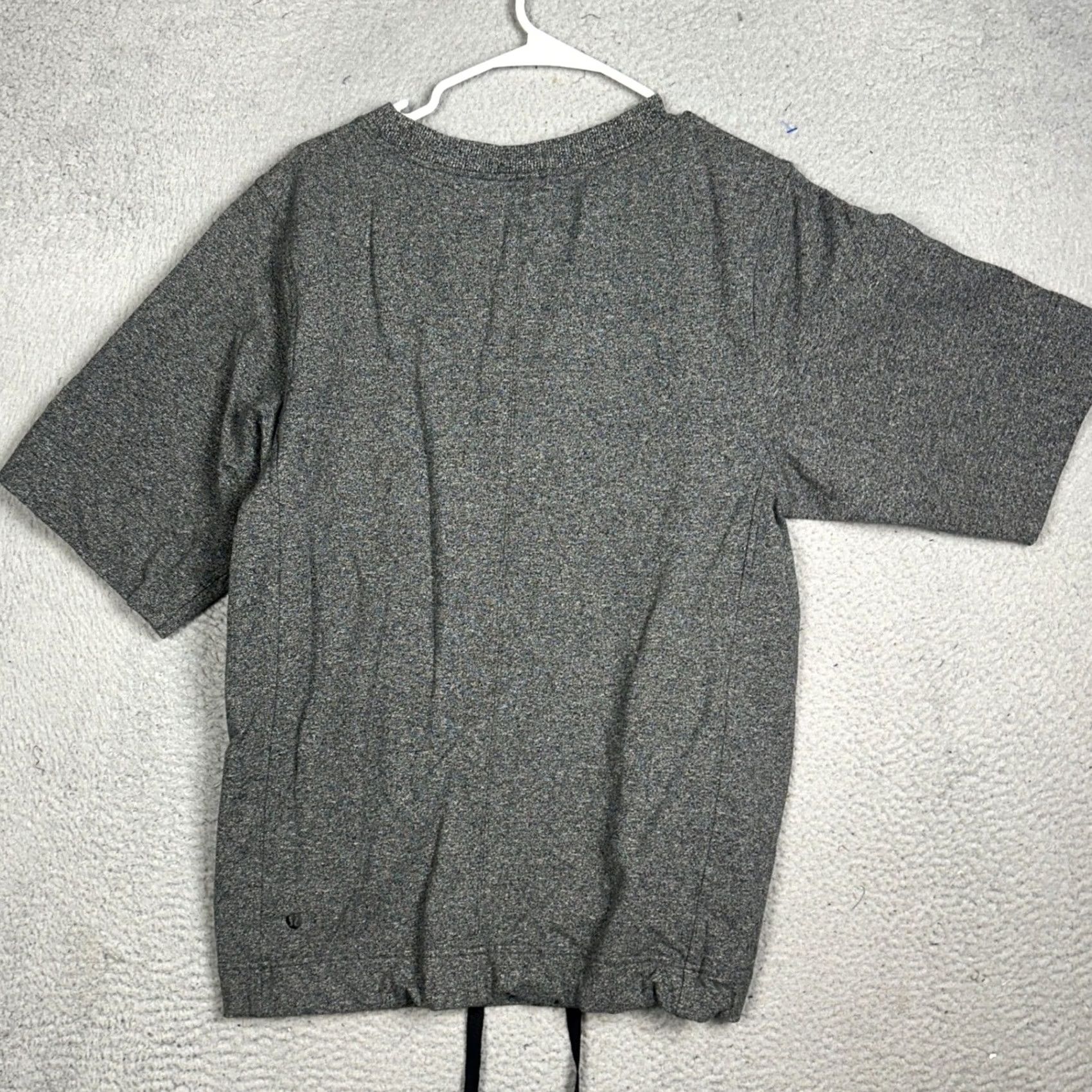 Lululemon Lululemon Athletica Womens T-Shirt Size 2 Gray Knit Short Sleeve Tee Size XS / US 0-2 / IT 36-38 - 2 Thumbnail
