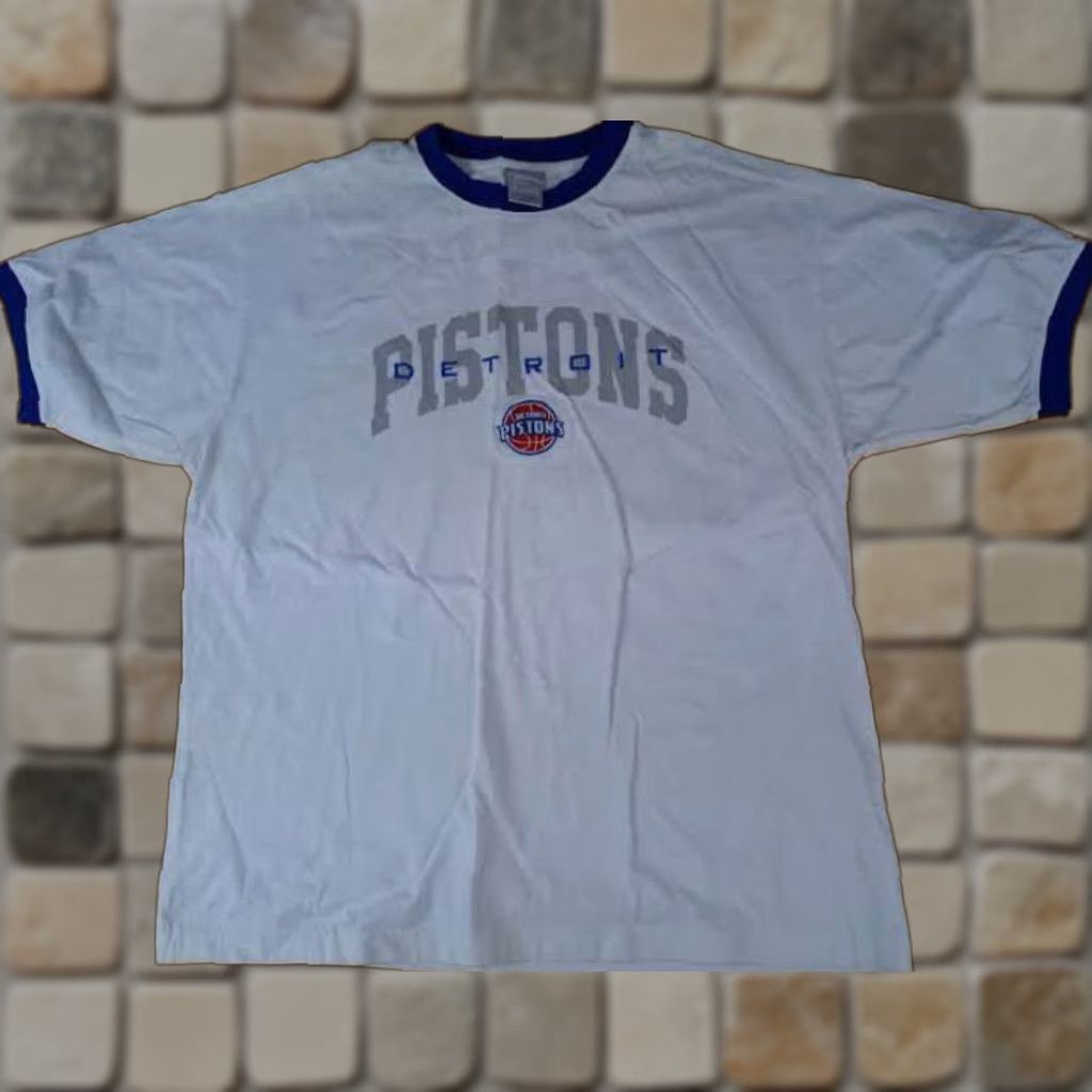 NBA VINTAGE Detroit Pistons Basketball NBA XL Embroidered Ringer T-Shirt Size US XL / EU 56 / 4 - 1 Thumbnail