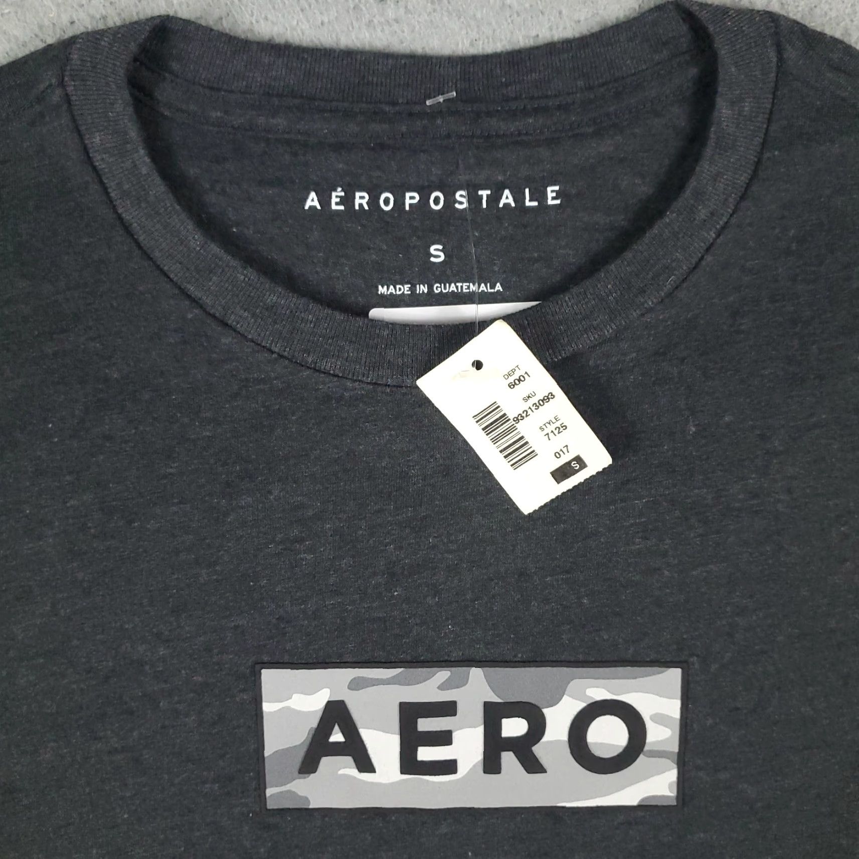 Vintage AeroPostale T Shirt Mens Small Gray Short Sleeve Crew Neck Cotton Blend Logo Regular Adult S Gray Nike? Size US S / EU 44-46 / 1 - 2 Thumbnail