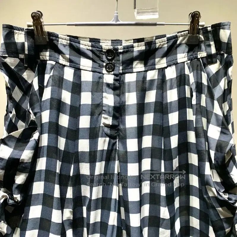 Moschino Moschino Black Gingham Women's Shorts . Size 28" / US 6 / IT 42 - 3 Thumbnail