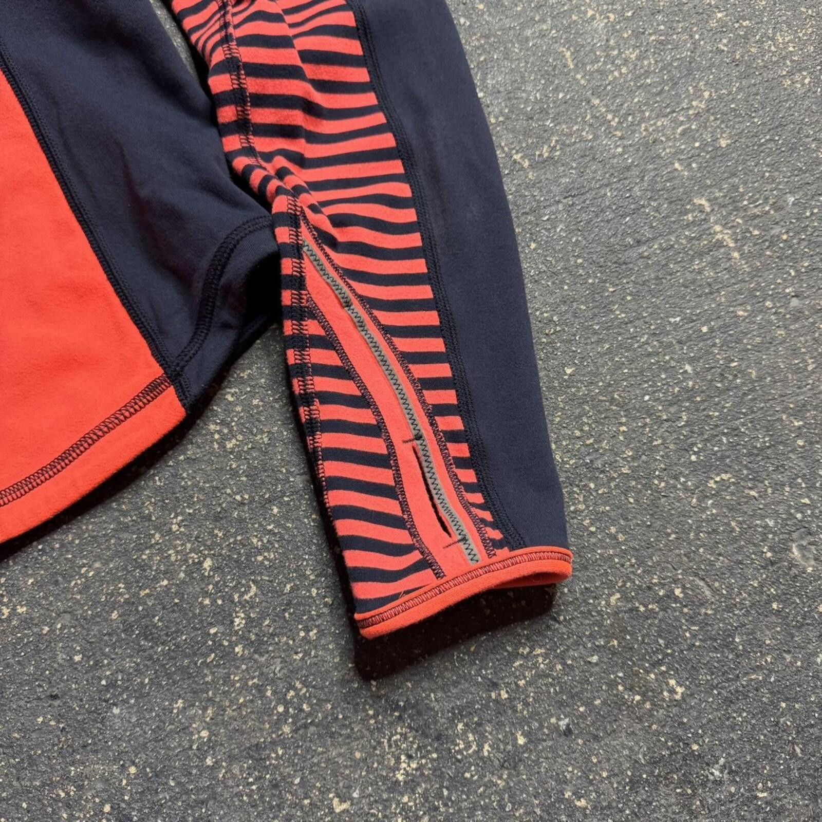 Lululemon Lululemon "Run: With It" Flash Reflective 1/2 Zip Size US M / EU 48-50 / 2 - 3 Thumbnail