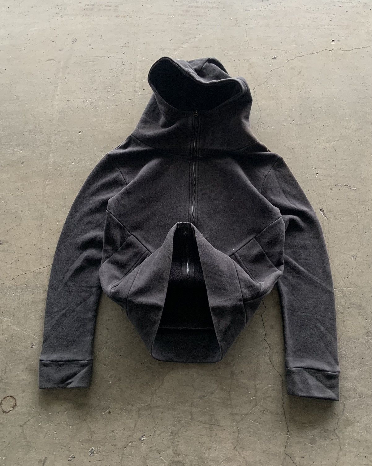 If Six Was Nine × Japanese Brand × Le Grande Bleu (L.G.B.) 2000s ifsixwasnine lgb style Ninja Faded Black Hoodie Size US L / EU 52-54 / 3 - 5 Thumbnail