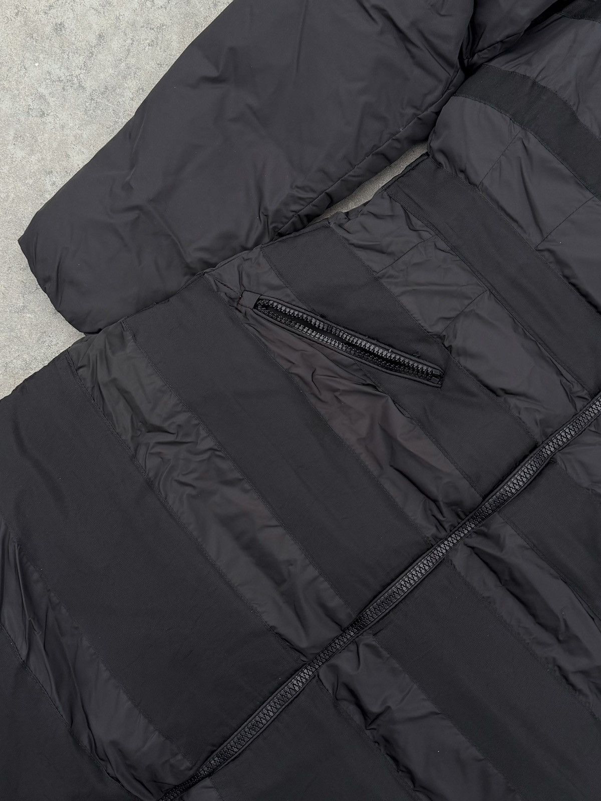 Moncler Vintage Moncler Women Long Puffer Down Black Jacket Size L / US 10 / IT 46 - 4 Thumbnail