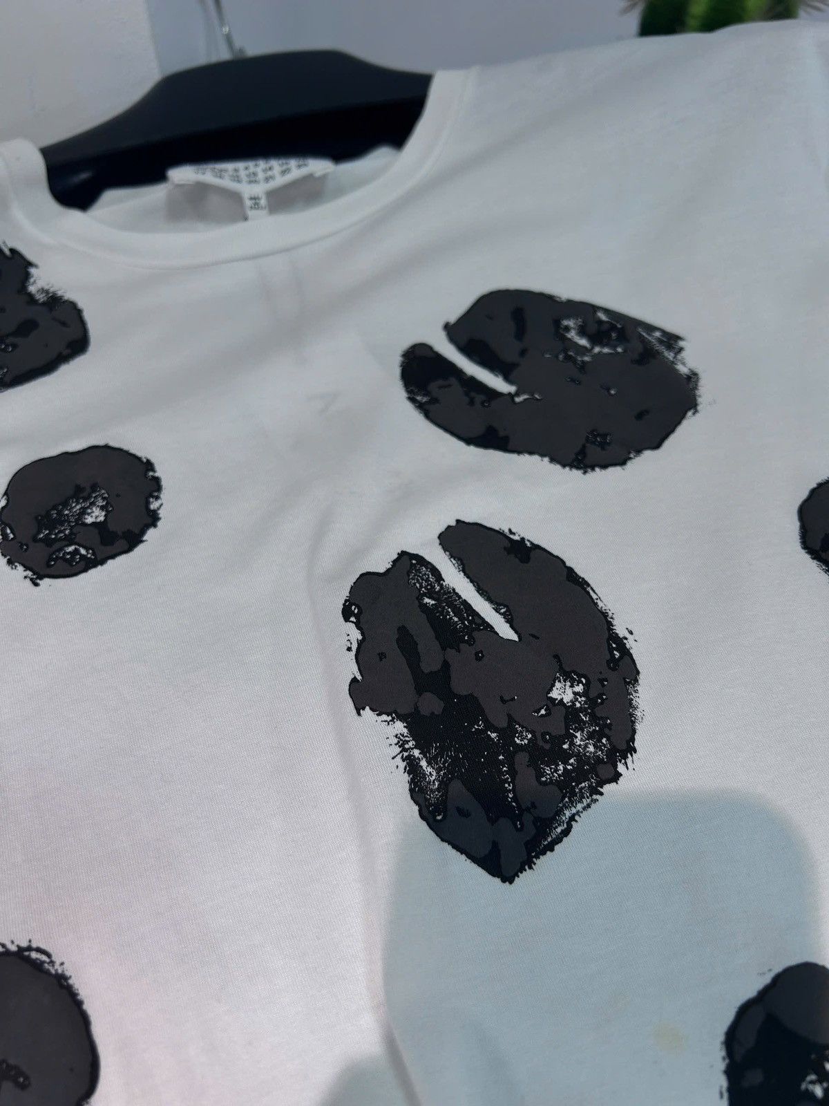 Maison Margiela Maison Margiela X ssense tabi footprint t shirt celebrating Size US S / EU 44-46 / 1 - 5 Thumbnail