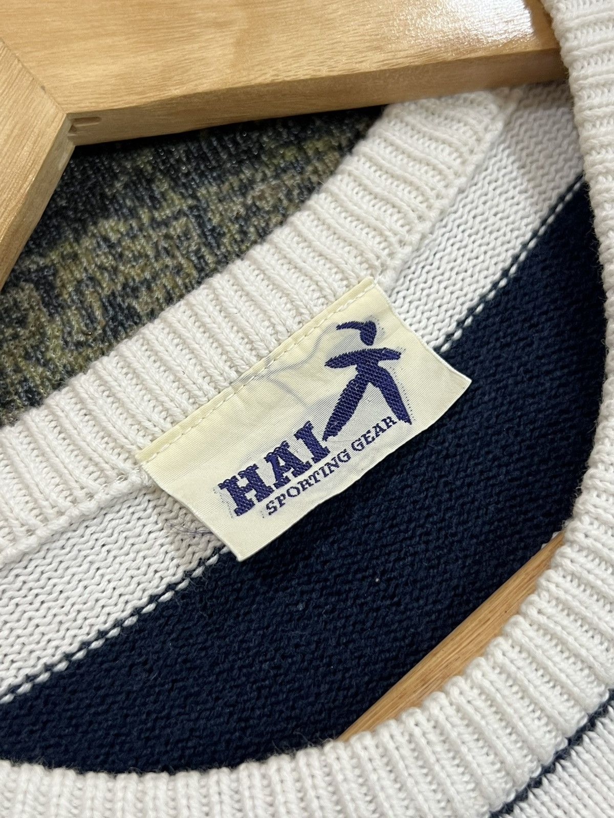 Hai Sporting Gear × Issey Miyake × Japanese Brand Hai Sporting Gear by Issey Miyake Japan Knitwear Size US M / EU 48-50 / 2 - 6 Thumbnail