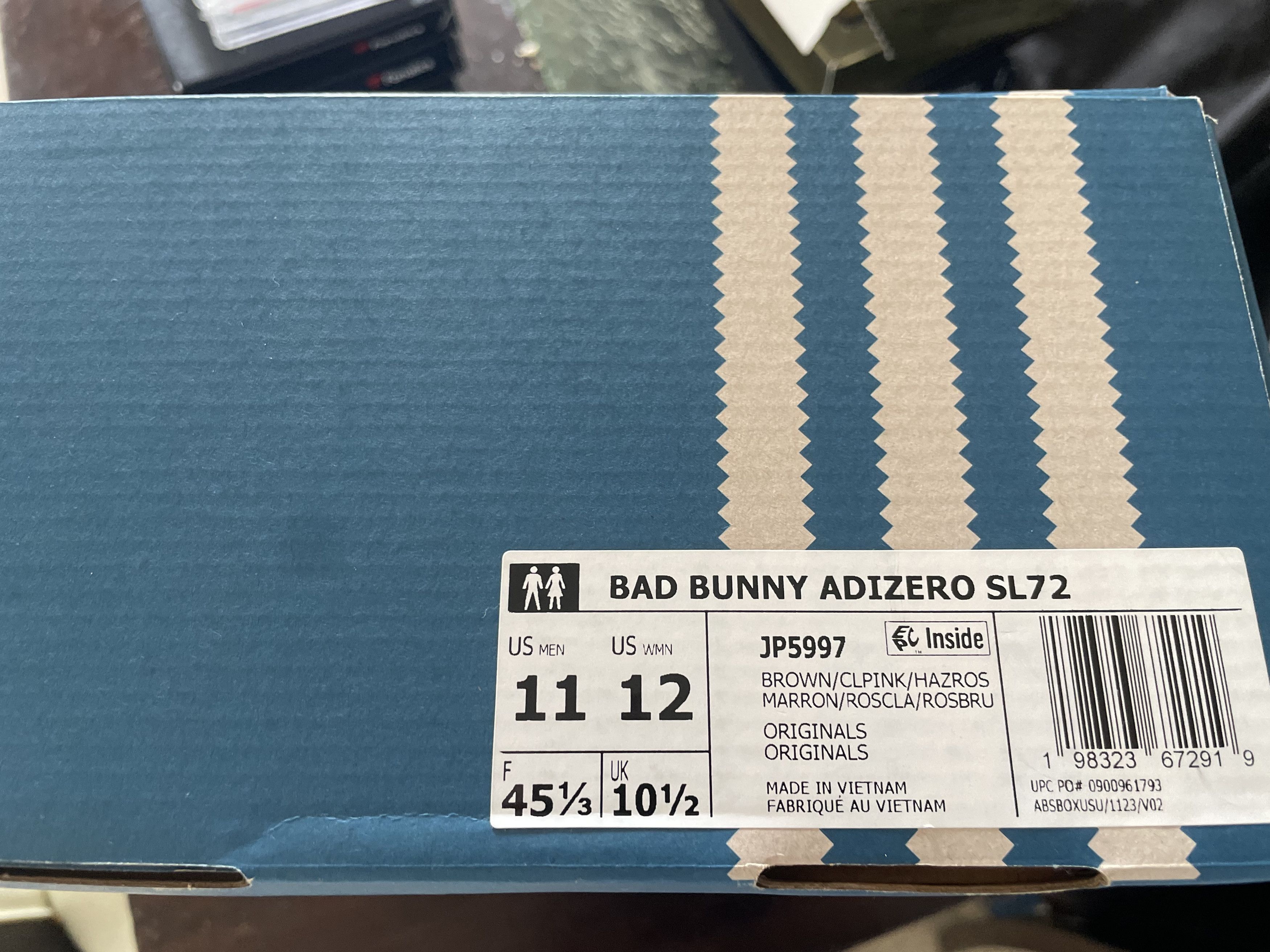 Adidas Size 11 adidas Bad Bunny x Adizero brand new Size US 11 / EU 44 - 5 Thumbnail