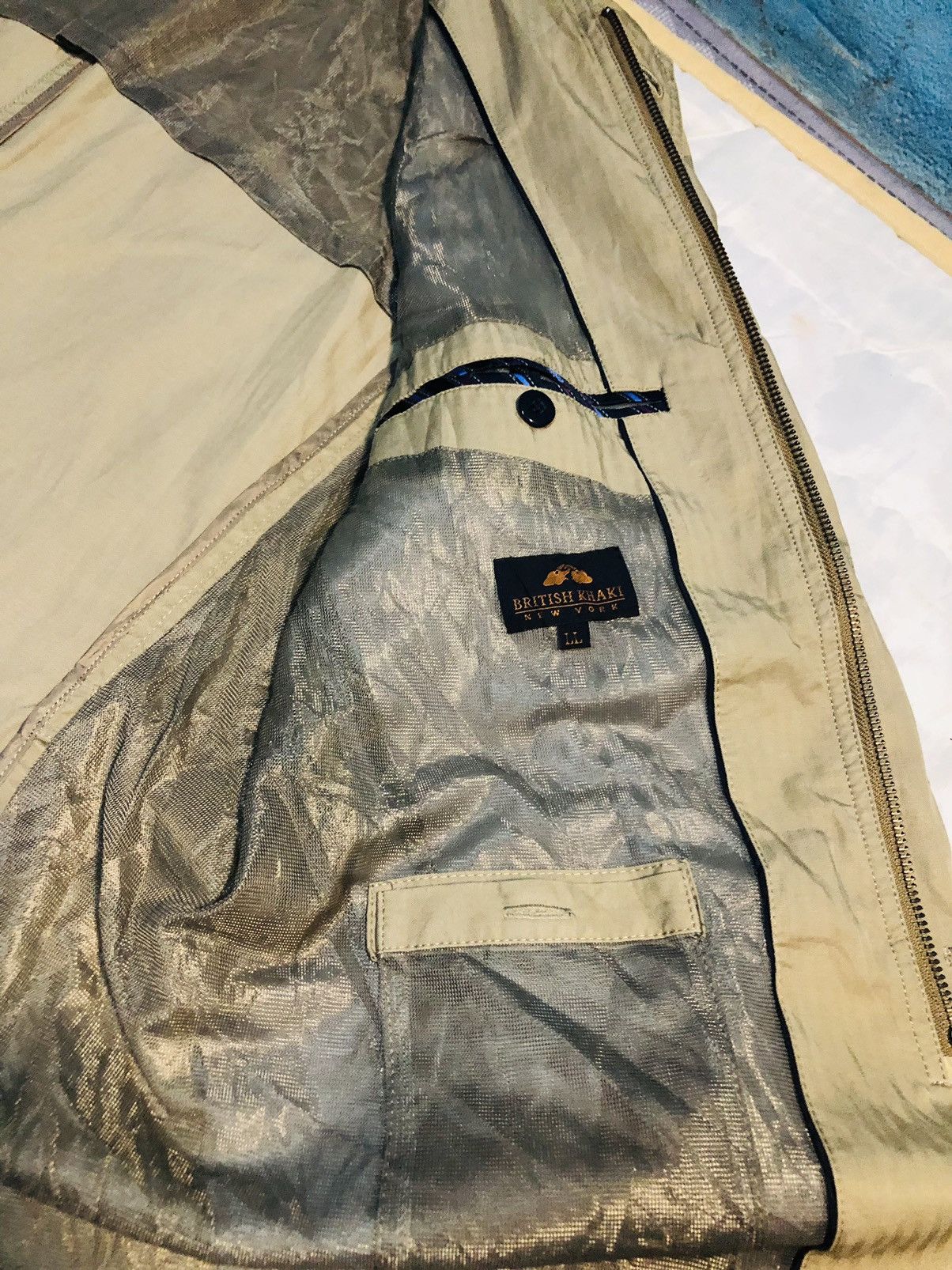 Japanese Brand British Khaki New York (12) Size US XL / EU 56 / 4 - 7 Thumbnail
