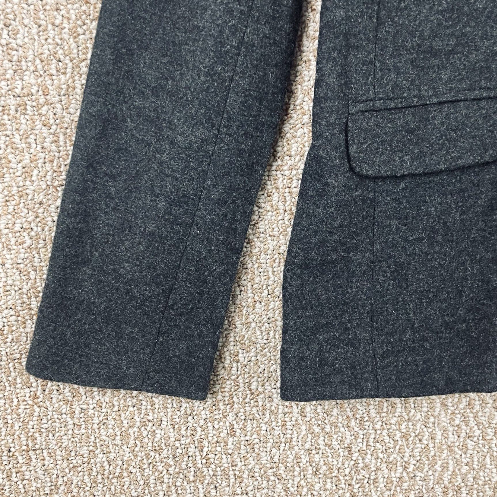 J.Crew J.Crew Blazer Jacket Womens Size 12 Gray Wool Notch Lapel Herringbone Long Sleeve Six-Button Double-Breasted Size XL / US 12-14 / IT 48-50 - 4 Thumbnail