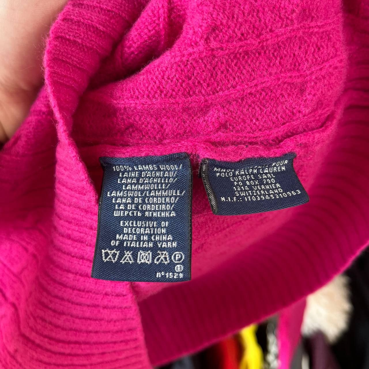 Ralph Lauren Sport Vintage Ralph Lauren Sport Cable-Knit Wool V-Neck Sweater Size M / US 6-8 / IT 42-44 - 8 Thumbnail
