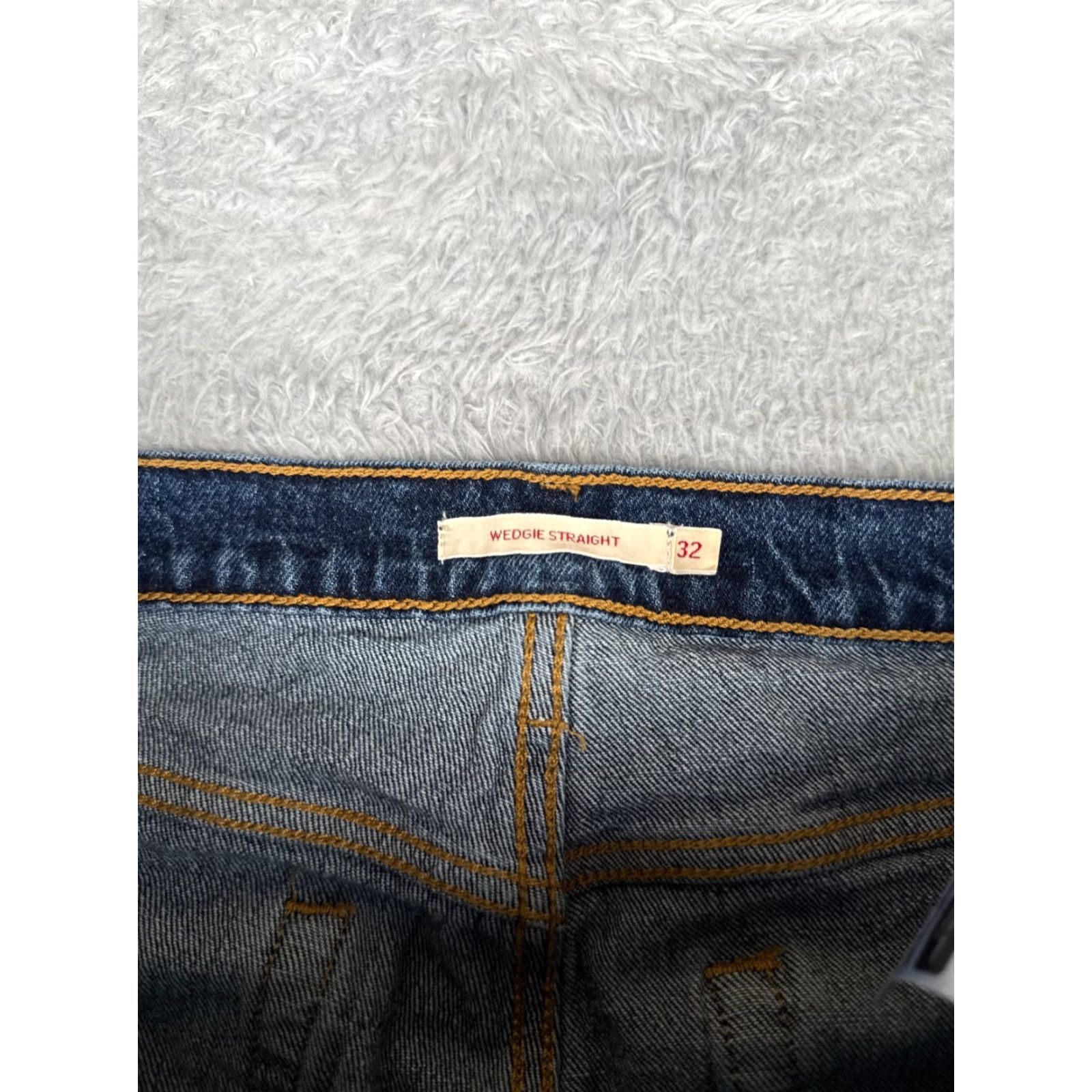 Levi's VINTAGE Levi's Wedgie Jeans Womens 32 Blue Denim High Rise 32x25 Levi's Wedgie Fit 5-Pocket Distressed Regular Blue Womens Jeans Size 24" / US 00 / IT 34 - 6 Thumbnail