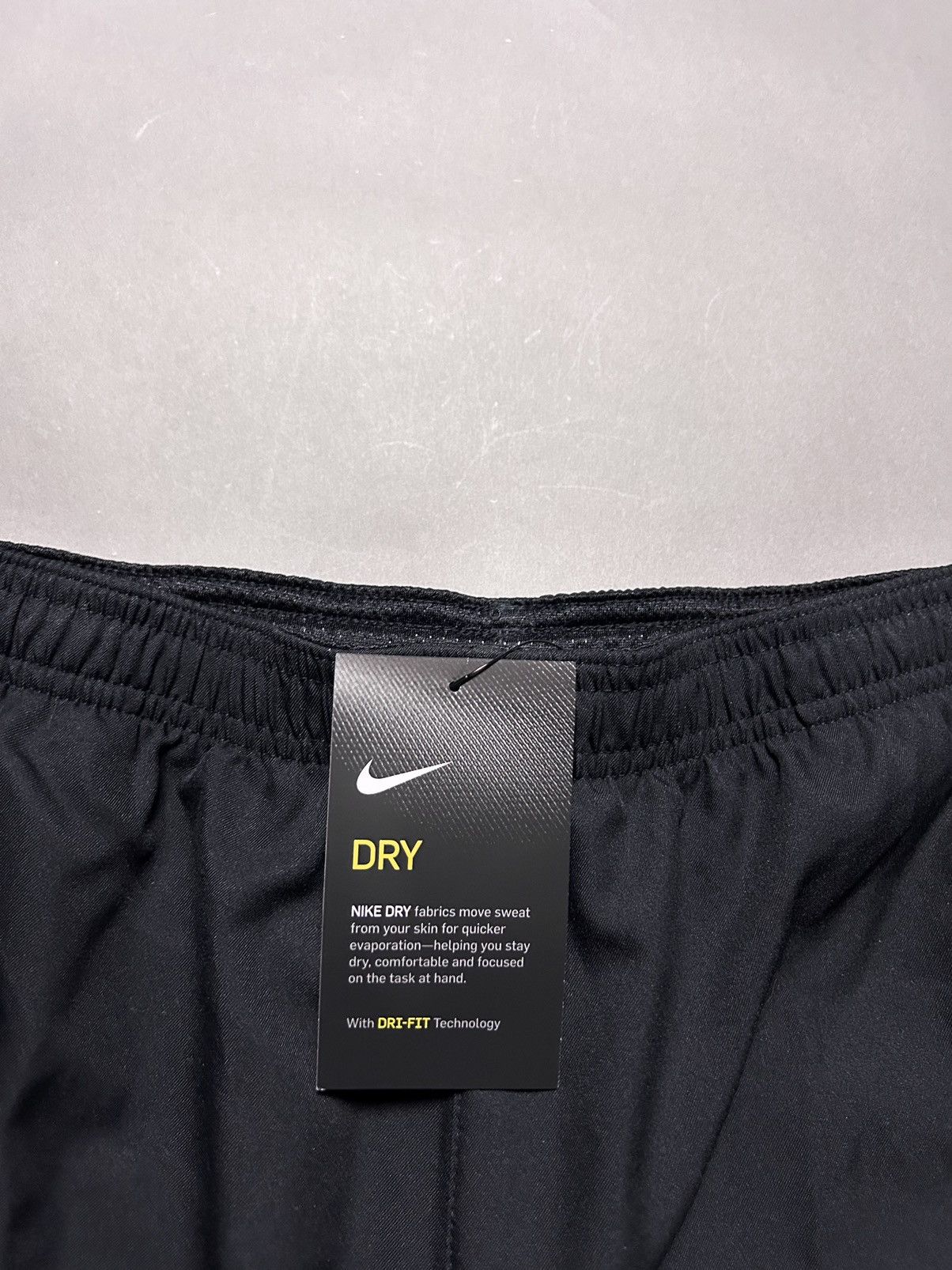 Nike Nike black nylon track pants small swoosh drill Y2K Size US 36 / EU 52 - 2 Thumbnail