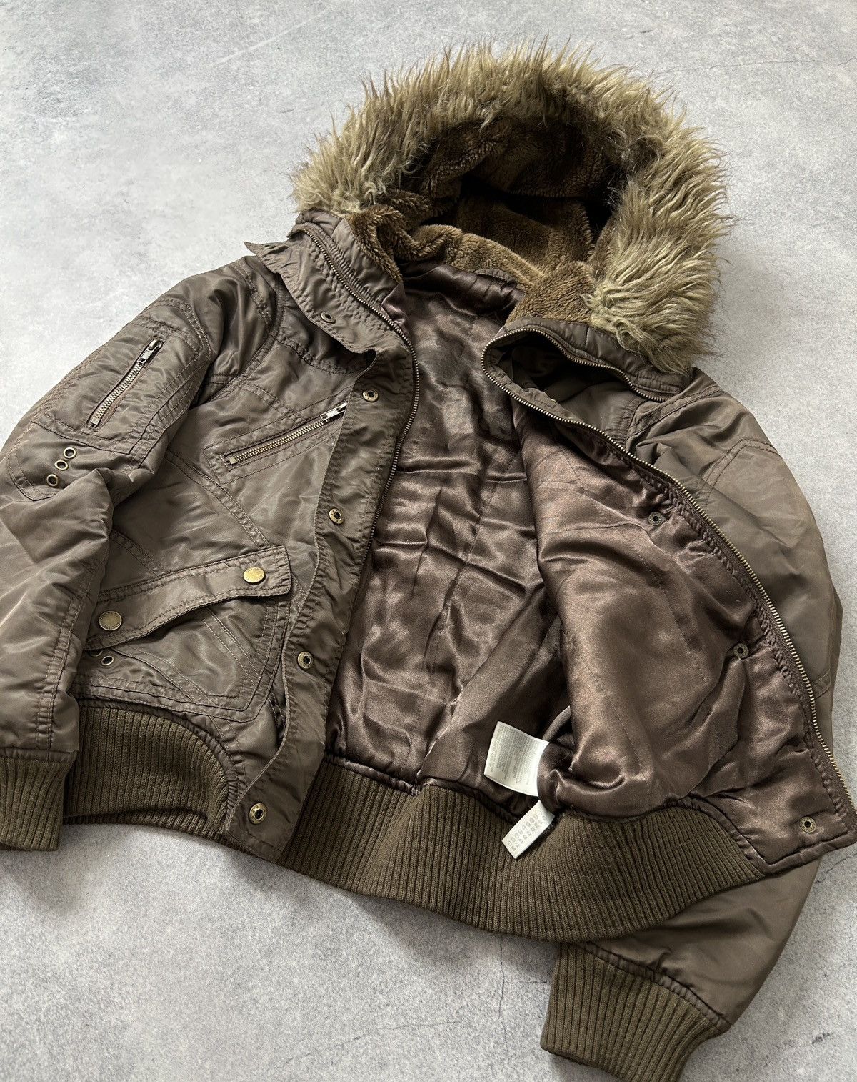 Japanese Brand Japanese Brand brown alaska jacket mens bombera Size S / US 4 / IT 40 - 3 Thumbnail