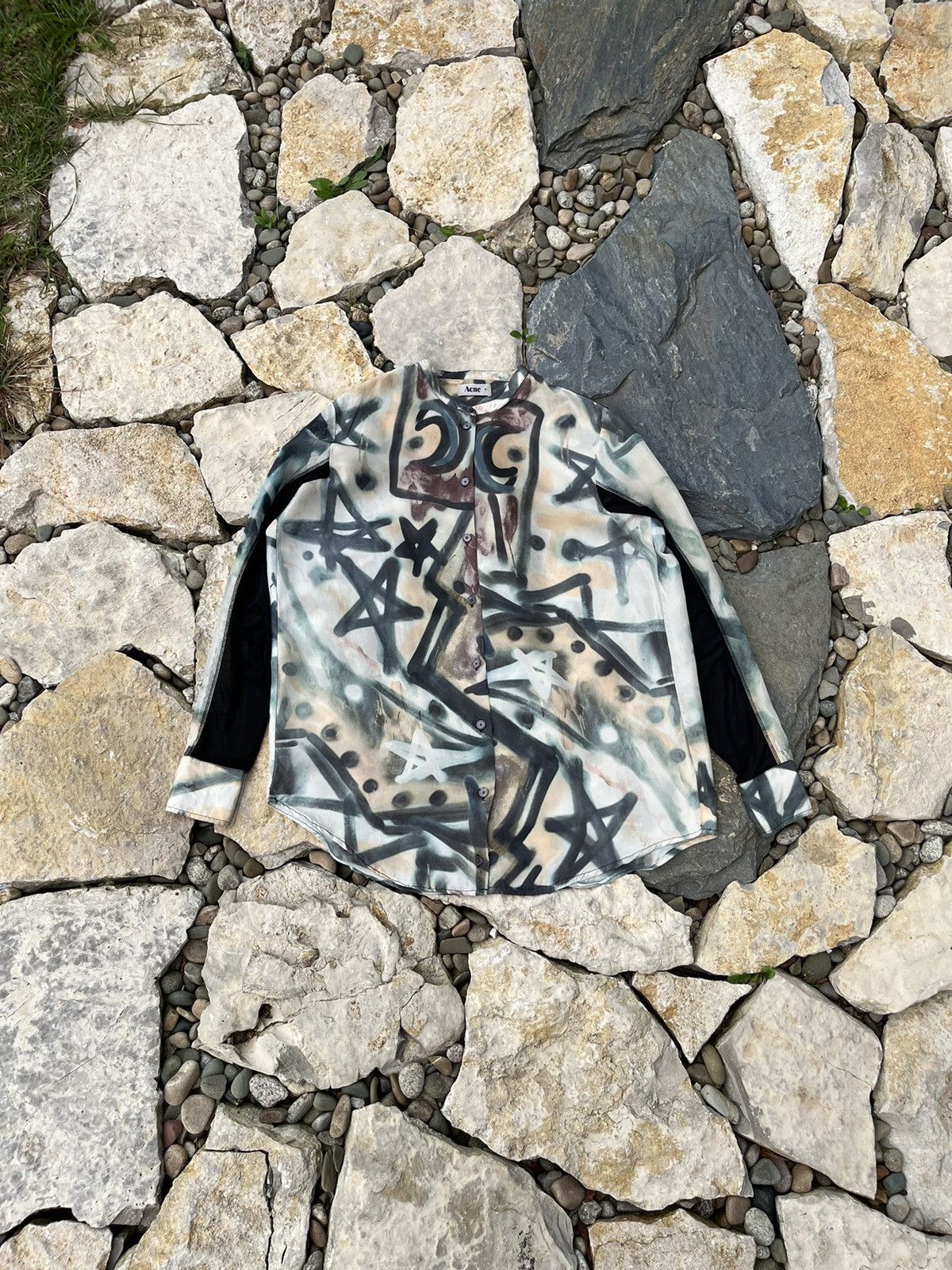 Acne Studios × Vintage Vintage Acne Studios AW10 silk shirt grafiti star full print Size XS / US 0-2 / IT 36-38 - 1 Thumbnail