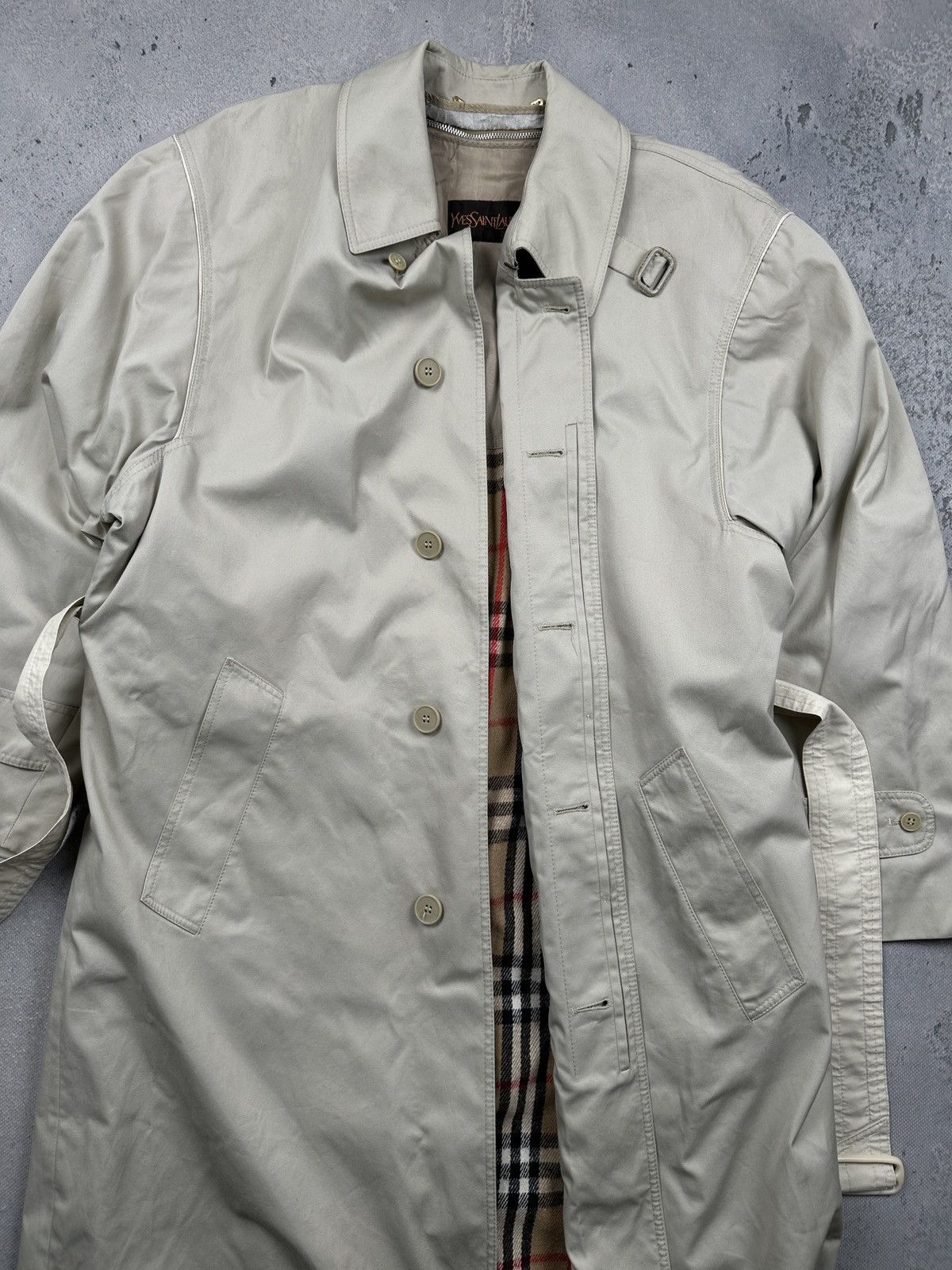 Yves Saint Laurent Yves Saint Laurent Trench Coat Beige Nova Check Lined 80s Size US L / EU 52-54 / 3 - 20 Thumbnail