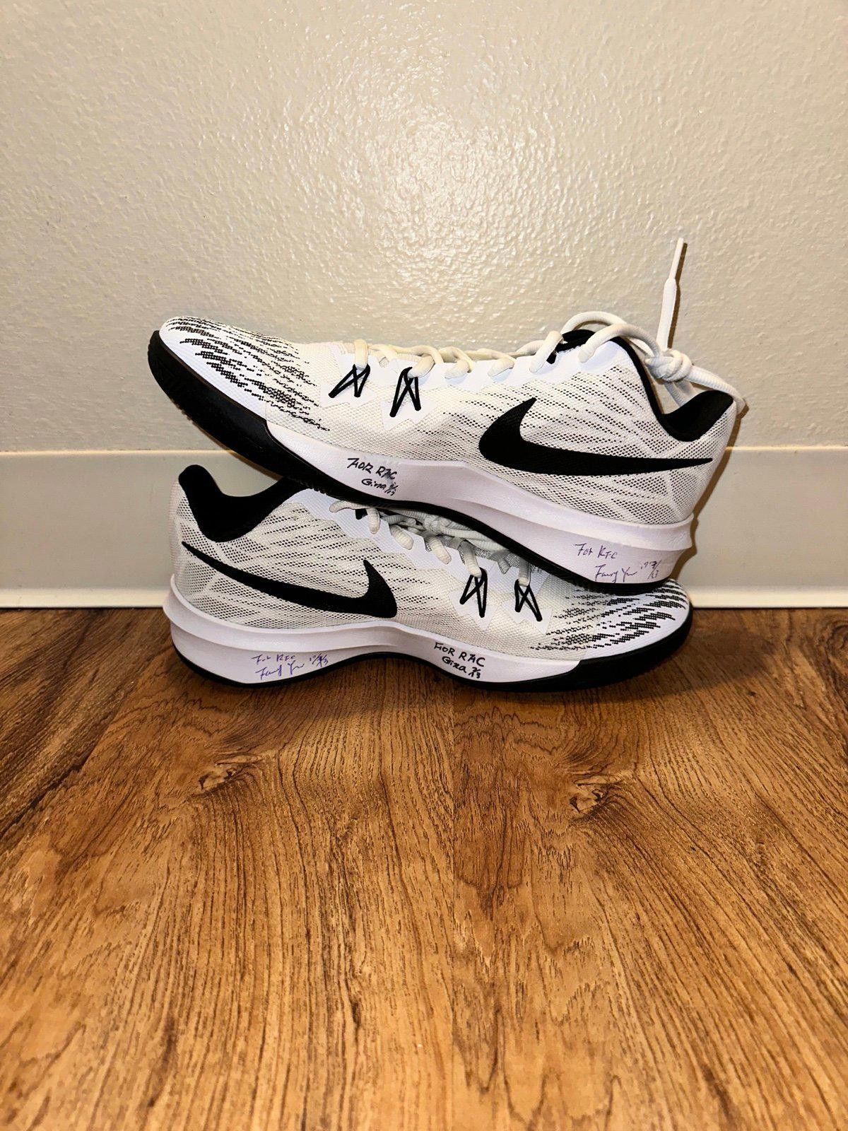 Nike Nike Zoom Evidence 2 White Sample Size US 9 / EU 42 - 11 Thumbnail