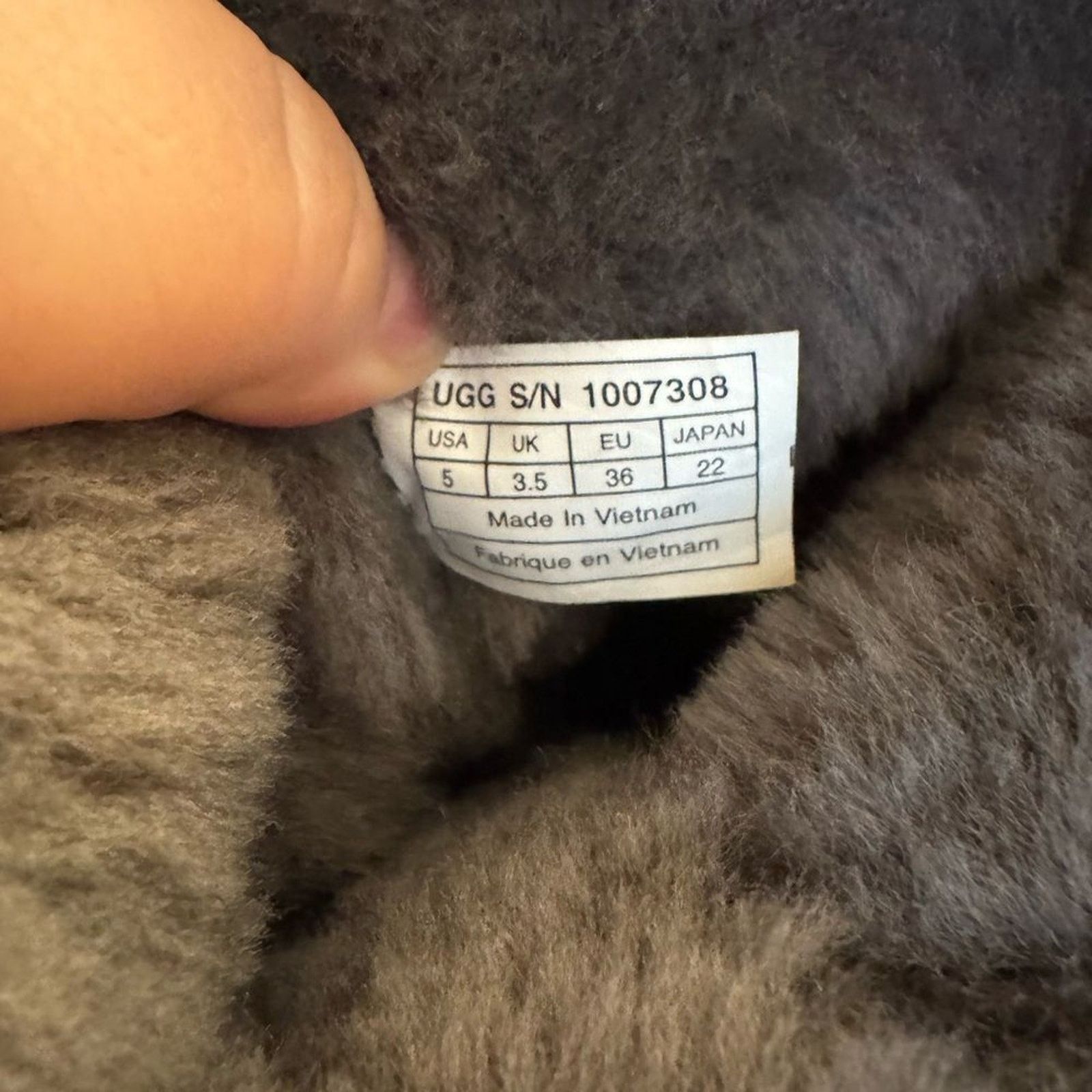 Ugg UGG Bailey Bow Tall II Gray Suede Sheepskin Fur Lined 5 Size US 5 / IT 35 - 9 Thumbnail