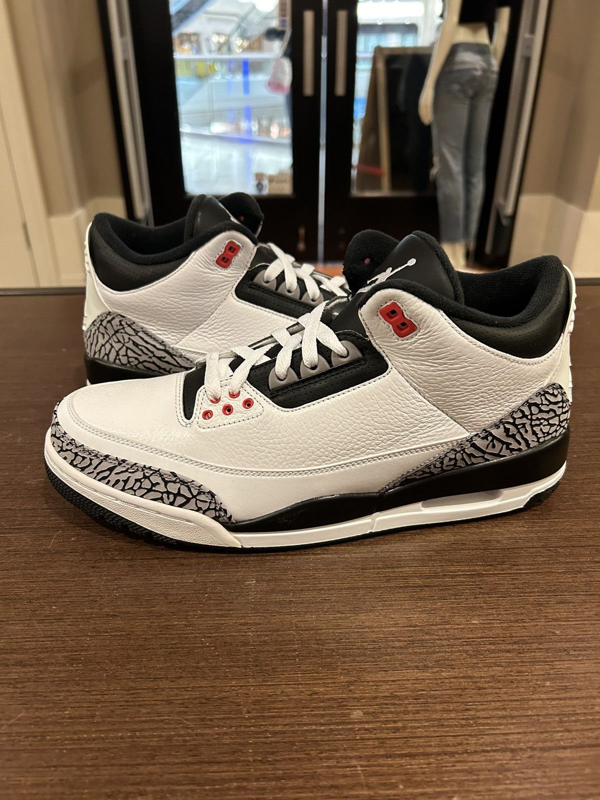 Jordan Brand Jordan 3 Retro ‘Infrared 23’ Size US 11.5 / EU 44-45 - 2 Thumbnail