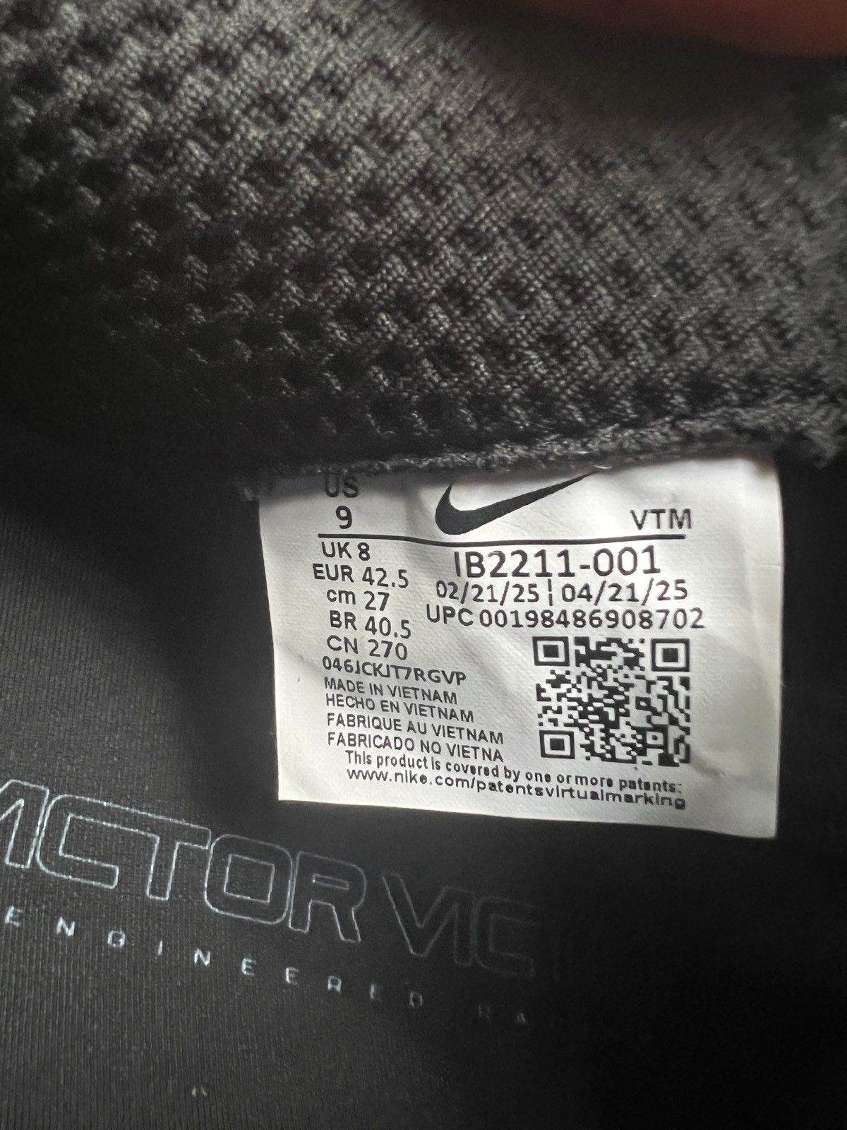 Nike Nike x Victor Victor ‘NYC’ Air Max Dn8 Friends & Family Size US 9 / EU 42 - 8 Thumbnail