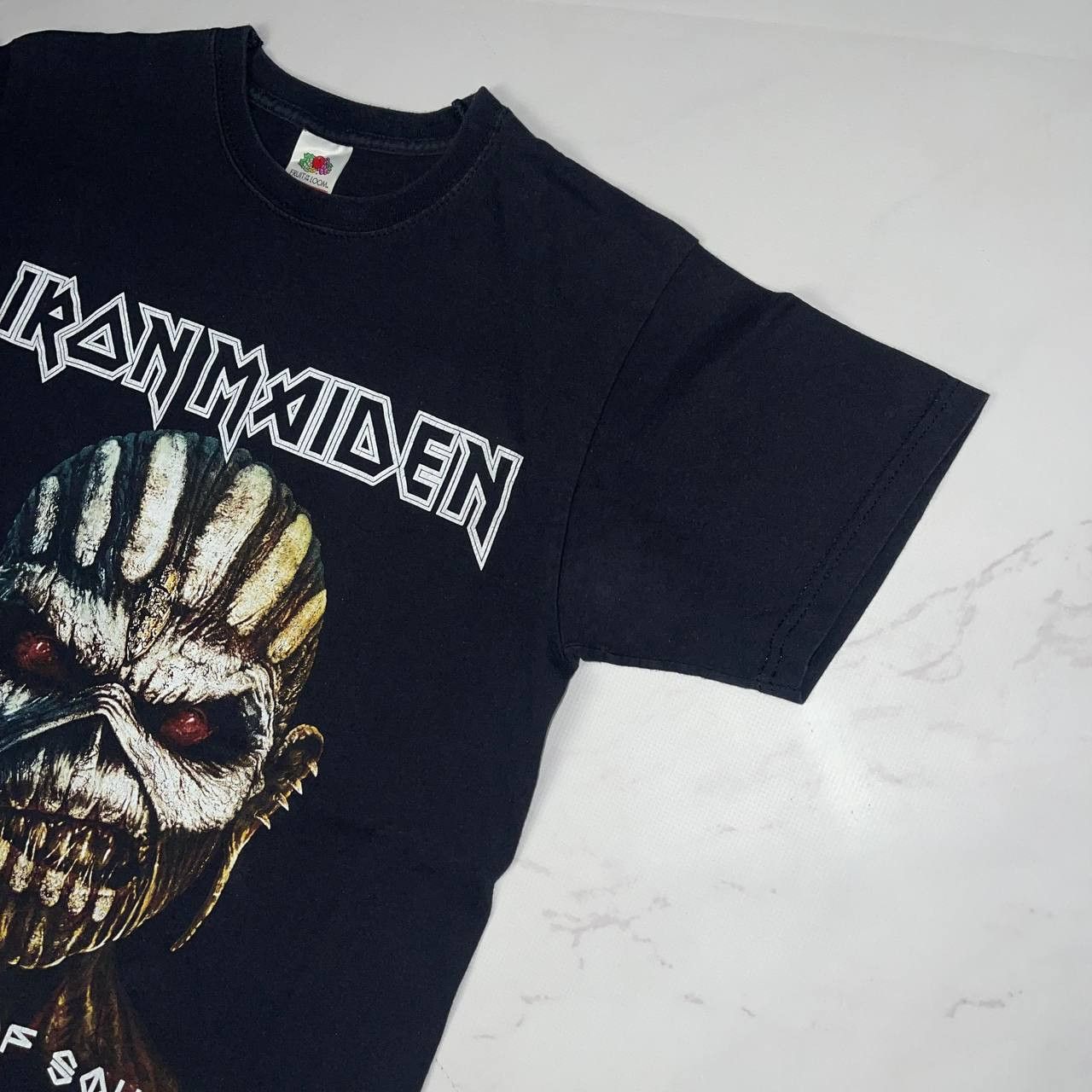 Vintage Vintage X Band Tees X Iron Maiden The Book Of Souls Tour Tee Size US S / EU 44-46 / 1 - 6 Thumbnail