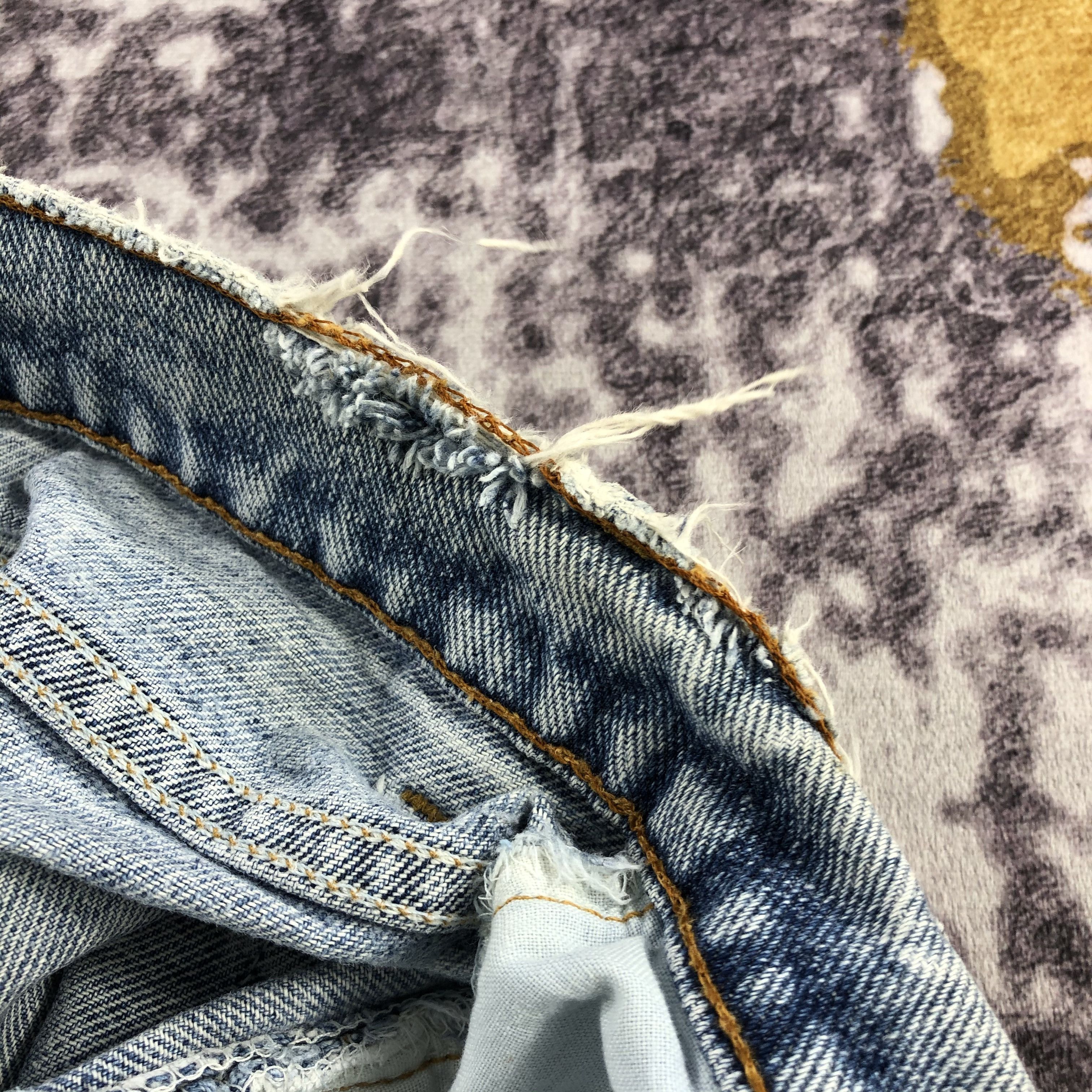 Levi's × Vintage Vintage 90s Light Wash Levis 550 Jeans-JM2427 Size US 37 - 18 Thumbnail