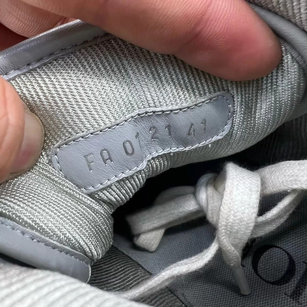 Dior Dior B27 Gray White Sneakers Size 41 Size US 8 / EU 41 - 8 Thumbnail