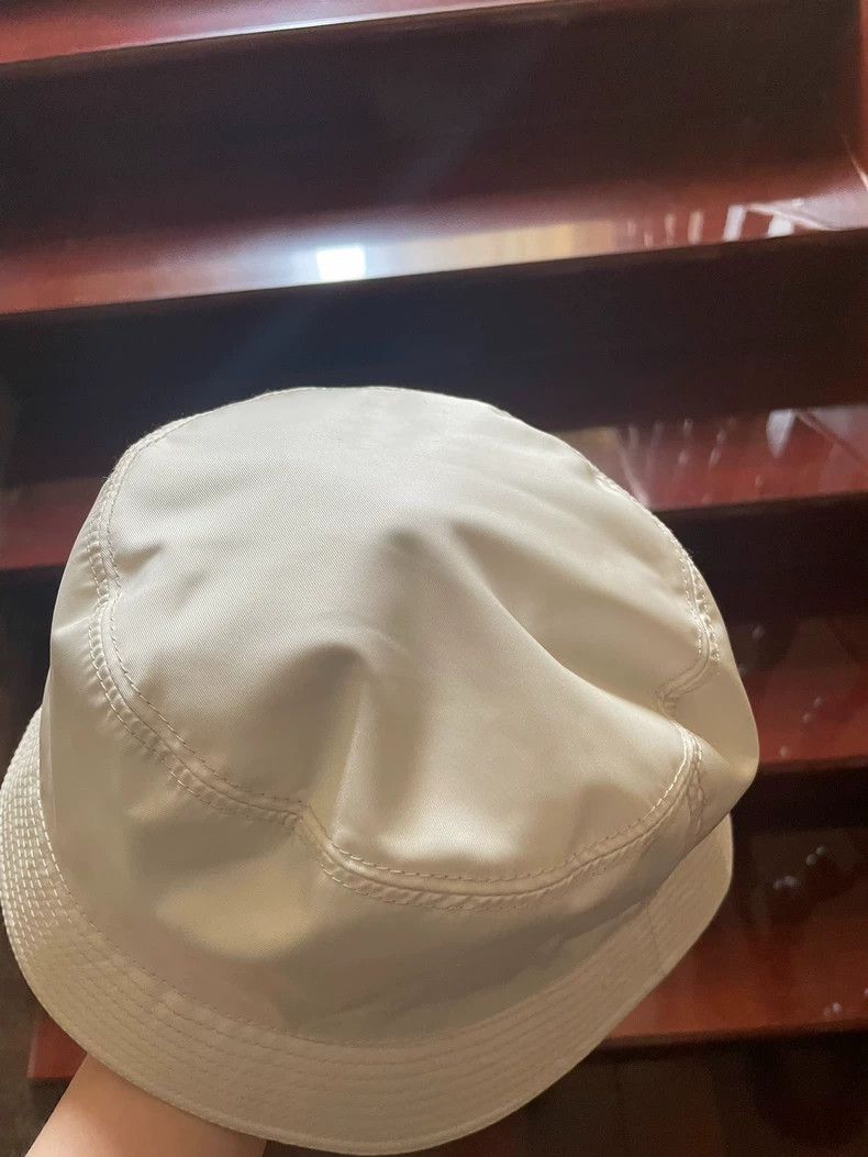 Prada Prada White Bucket Hat Size M-2506 Size ONE SIZE - 4 Thumbnail
