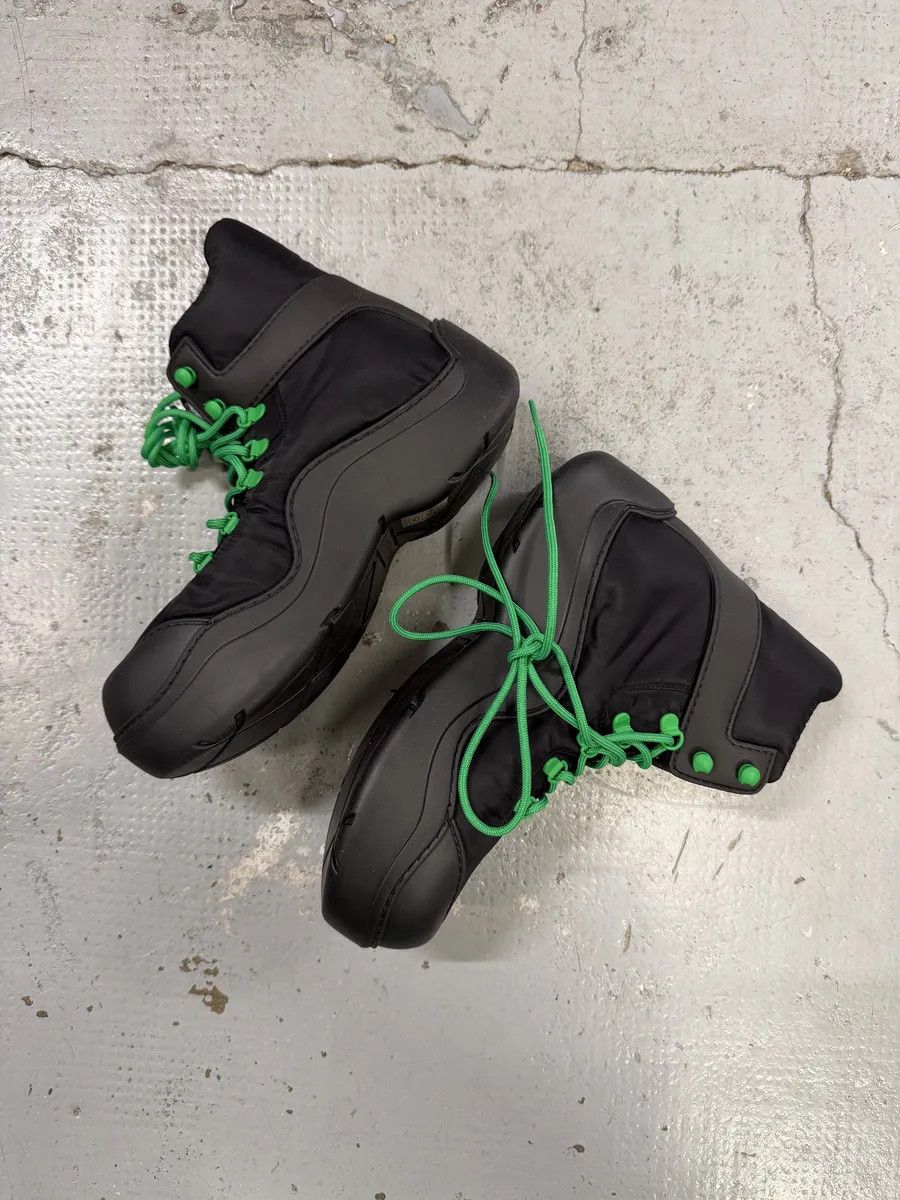 Bottega Veneta Bottega Veneta Black Paddle Angle Rubber Grass Boots Size US 8.5 / IT 38.5 - 5 Thumbnail