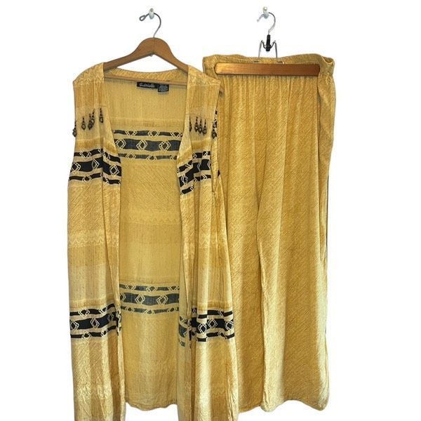 Gabrielle Vintage Gabrielle yellow black beaded tribal 2 pc set Size 30" / US 8 / IT 44 - 2 Thumbnail