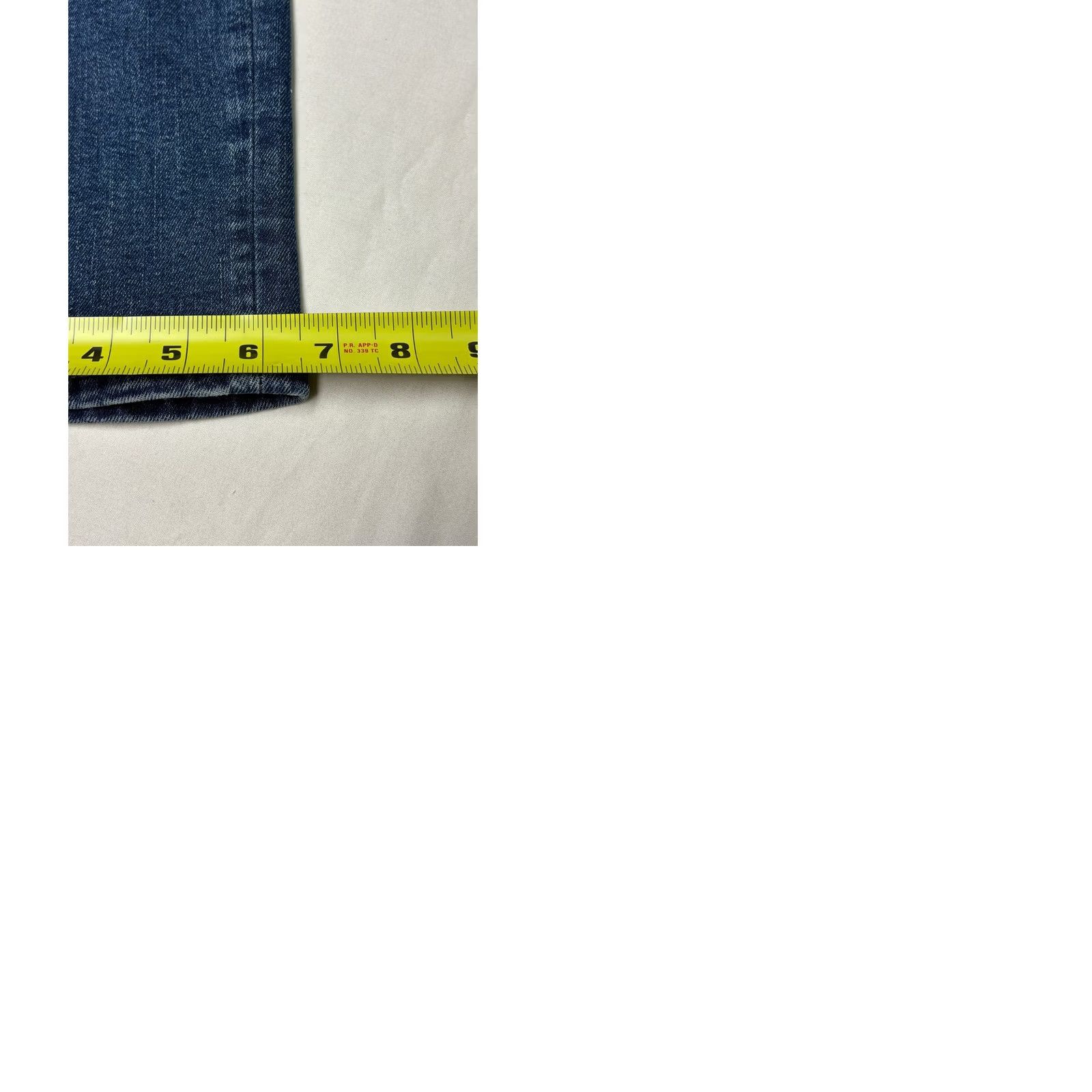 Banana Republic NWT Banana Republic Travel Slim Jeans Mens 30x32 Medium Wash Denim Blue Casual Straight Pocket 5-Pocket Button Zip Mens Size US 29 - 9 Thumbnail