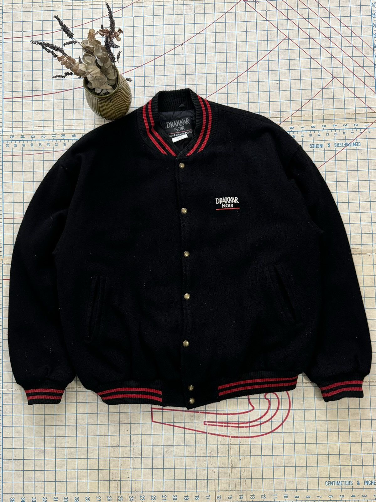 Vintage Vintage Drakkar Noir Bomber Jacket Black Speckled Wool XL Size US XL / EU 56 / 4 - 1 Thumbnail