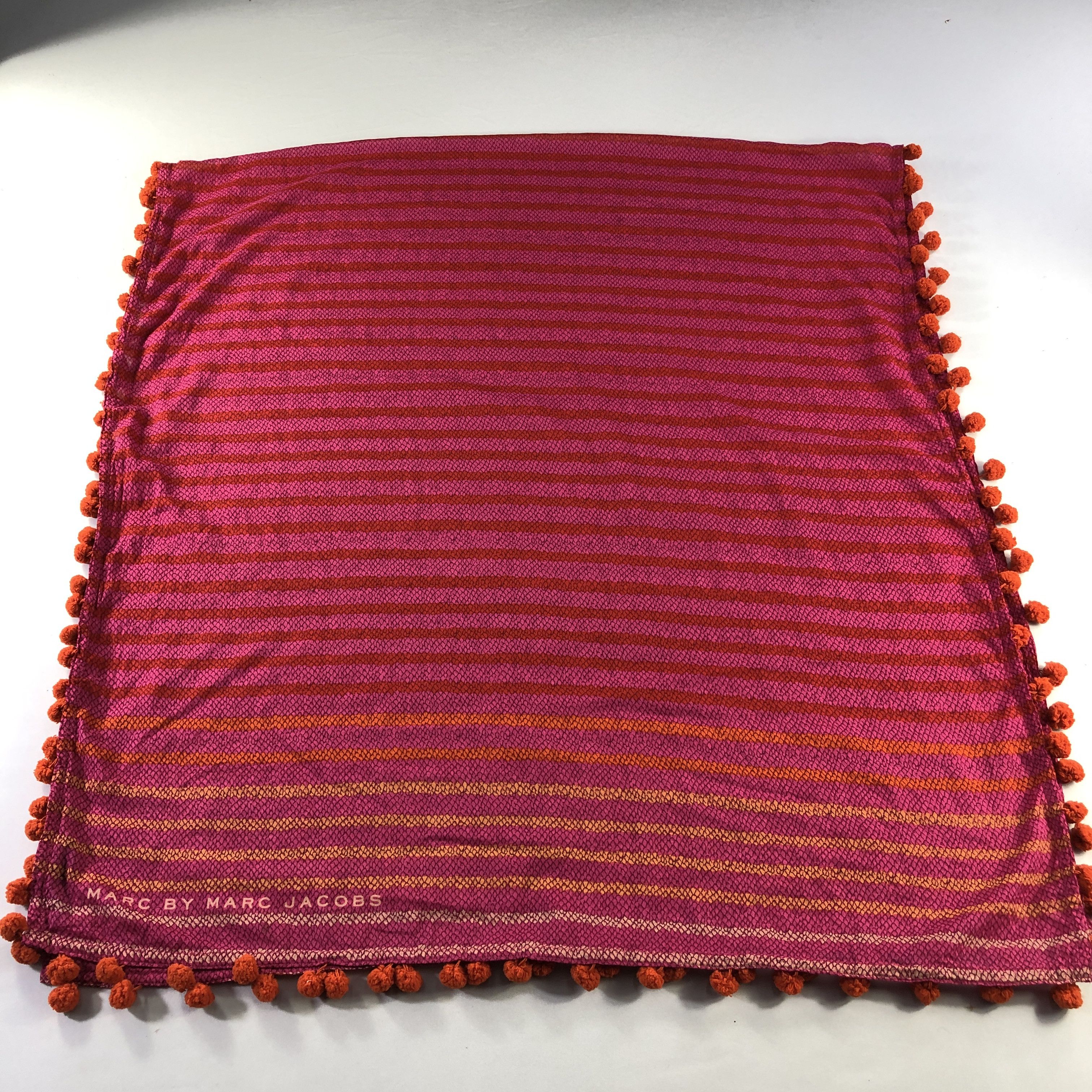 Marc Jacobs Marc Jacobs Oversized Cotton Scarf Muffler Wrap V2963 Size ONE SIZE - 2 Thumbnail