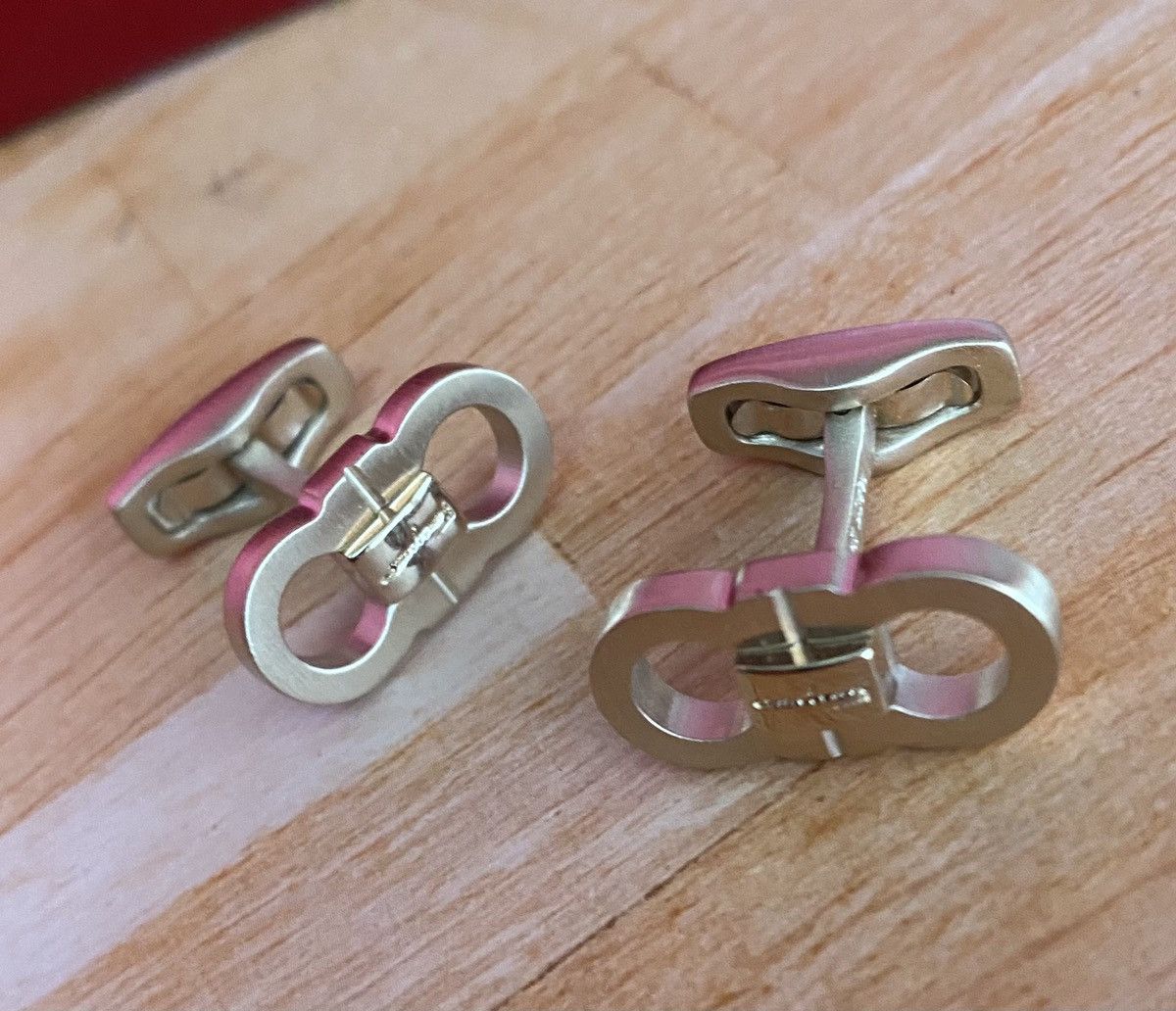 Salvatore Ferragamo Ferragamo brass gancini cuff links nwt Size ONE SIZE - 2 Thumbnail