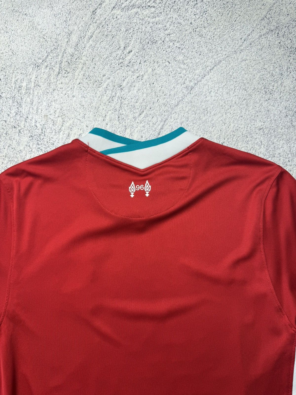 Nike Vintage Liverpool Soccer Jersey Sportwear Nike tee Size US S / EU 44-46 / 1 - 20 Thumbnail