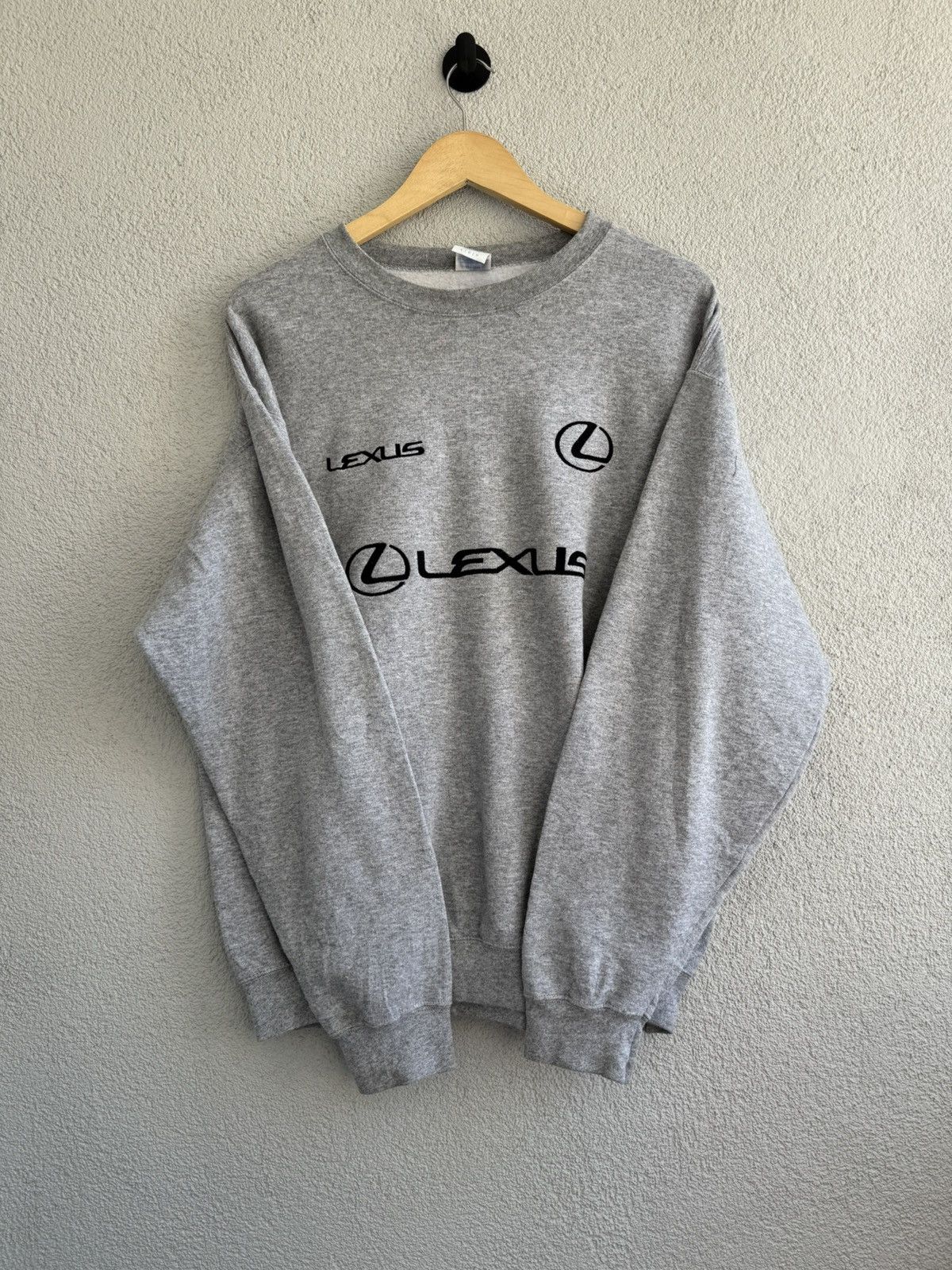 Vintage Lexus Logo Crewneck Sweatshirt Grey Oversized Size US L / EU 52-54 / 3 - 4 Thumbnail