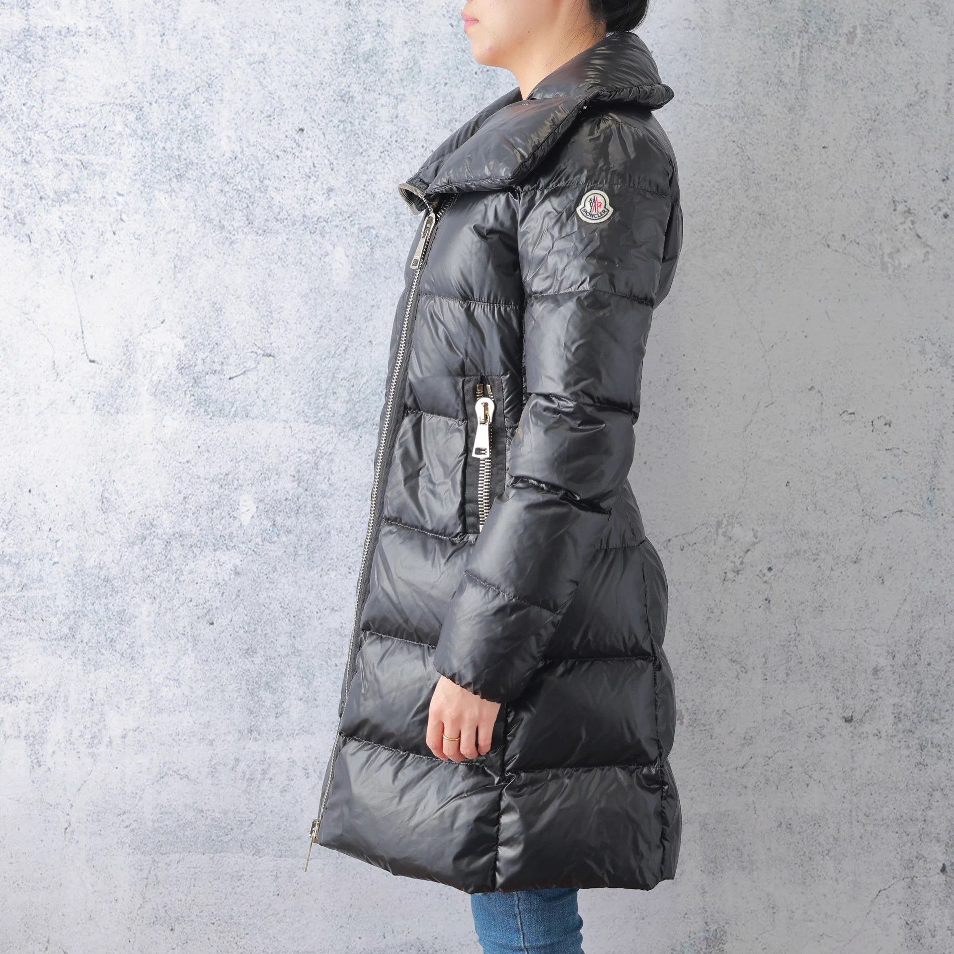 Moncler Moncler down jacket Size 2 Size M / US 6-8 / IT 42-44 - 3 Thumbnail