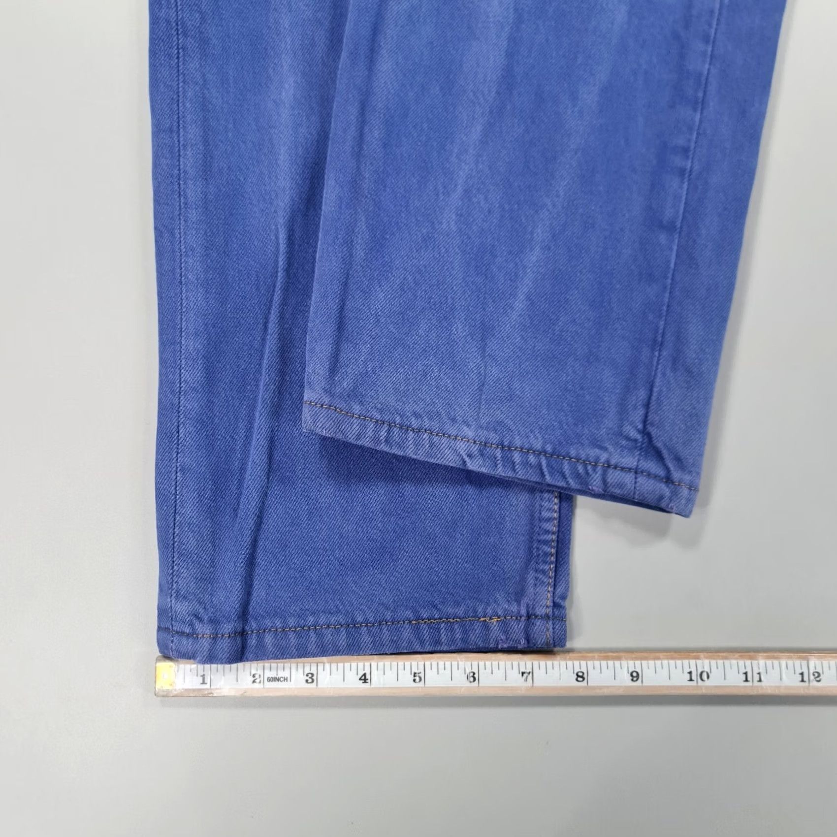 Levi's VINTAGE Levi's 501 Jeans Blue W32 L32 Made In UK 90s Straight Denim Women Size 24" / US 00 / IT 34 - 6 Thumbnail
