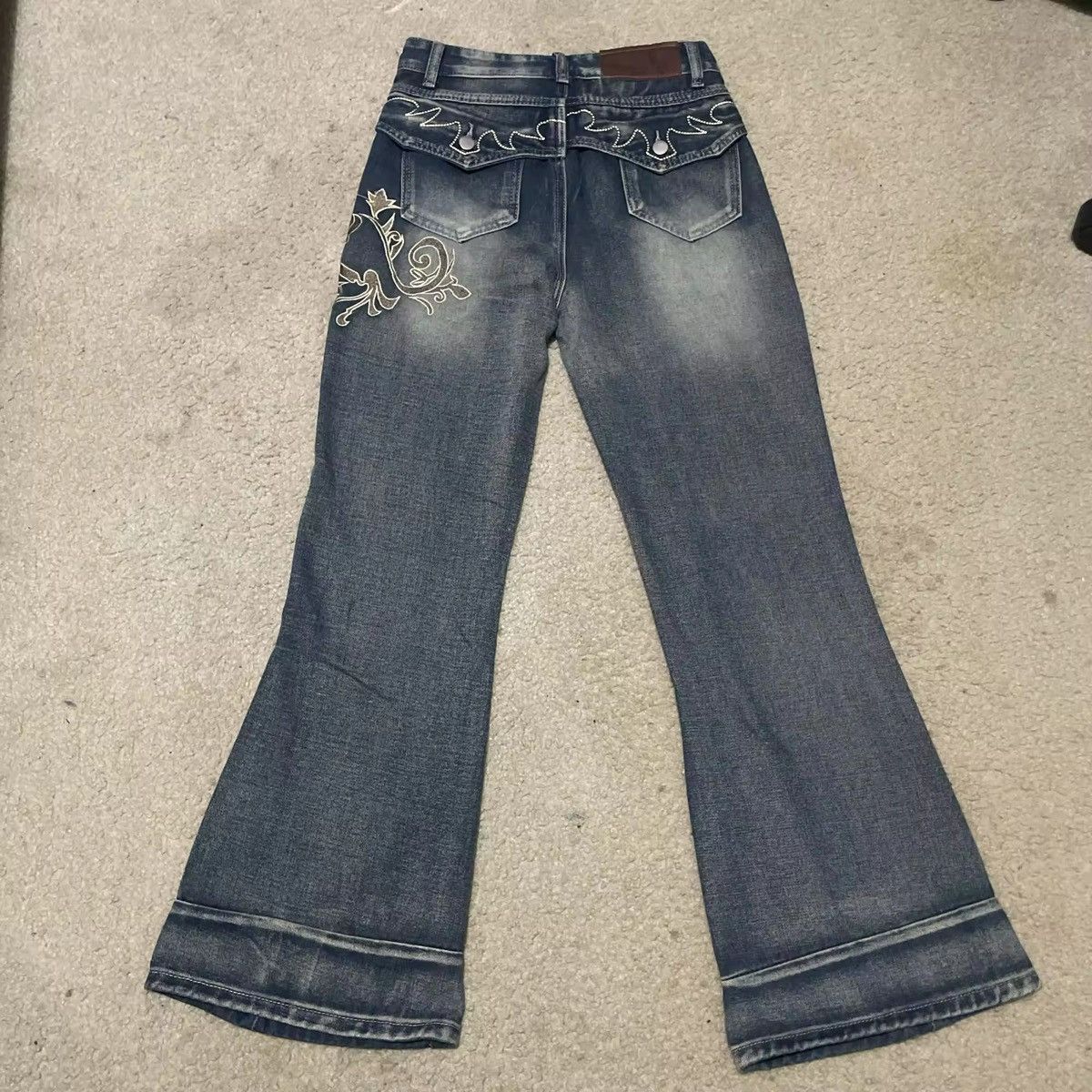 Japanese Brand Retro Harajuku Embroidery Pattern Micro Flare Jeans Size 34" / US 12 / IT 48 - 5 Thumbnail