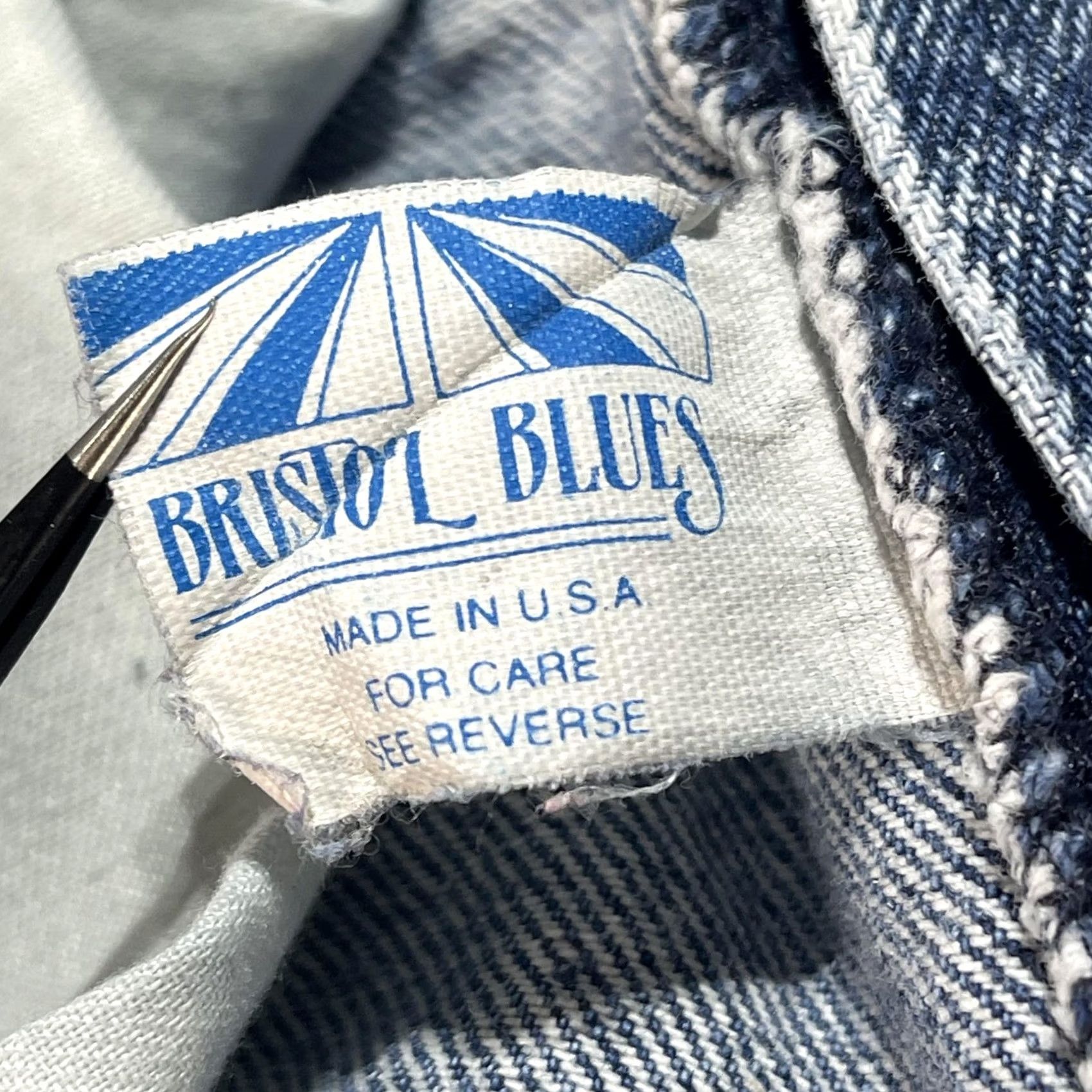 Vintage VINTAGE Bristol Blues Jeans Mens 30x34 Acid Wash Made USA Union Jack Patch 90s Jeans Mens 30 34 Blue Cotton Denim Straight Pocket Union Jack 90s Size US 30 / EU 46 - 7 Thumbnail