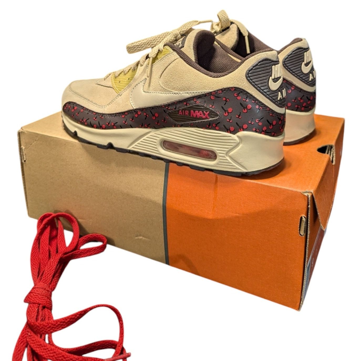 Nike 2006 Nike Air Max 90 Leather Sneakers Cherries 314455-221 Size US 9 / IT 39 - 3 Thumbnail