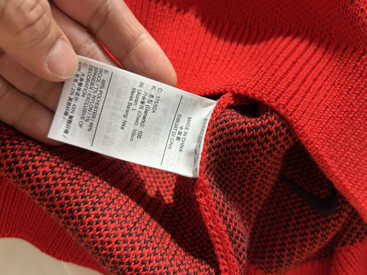 Nike × Supreme Red sweater vest Size US L / EU 52-54 / 3 - 6 Thumbnail
