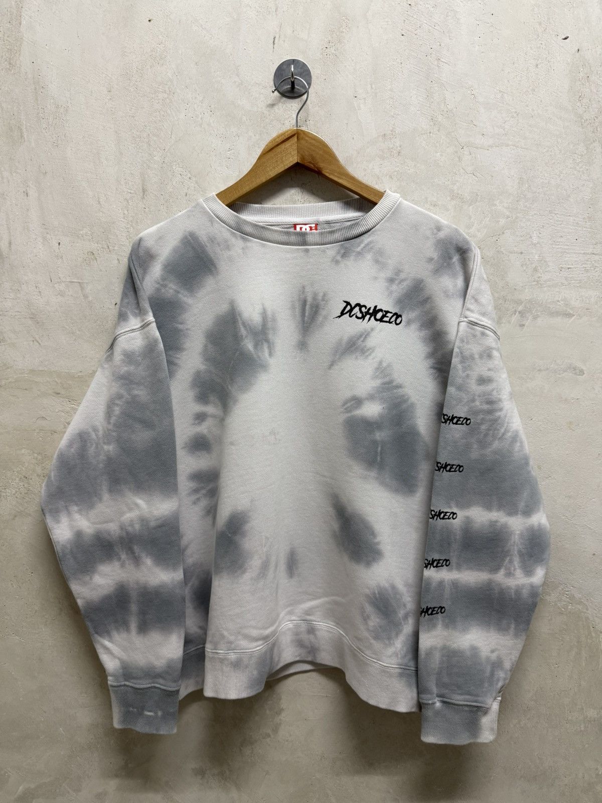 DC 2000s DCShoe Co USA Skate Baggy Sweatshirt Size US M / EU 48-50 / 2 - 4 Thumbnail