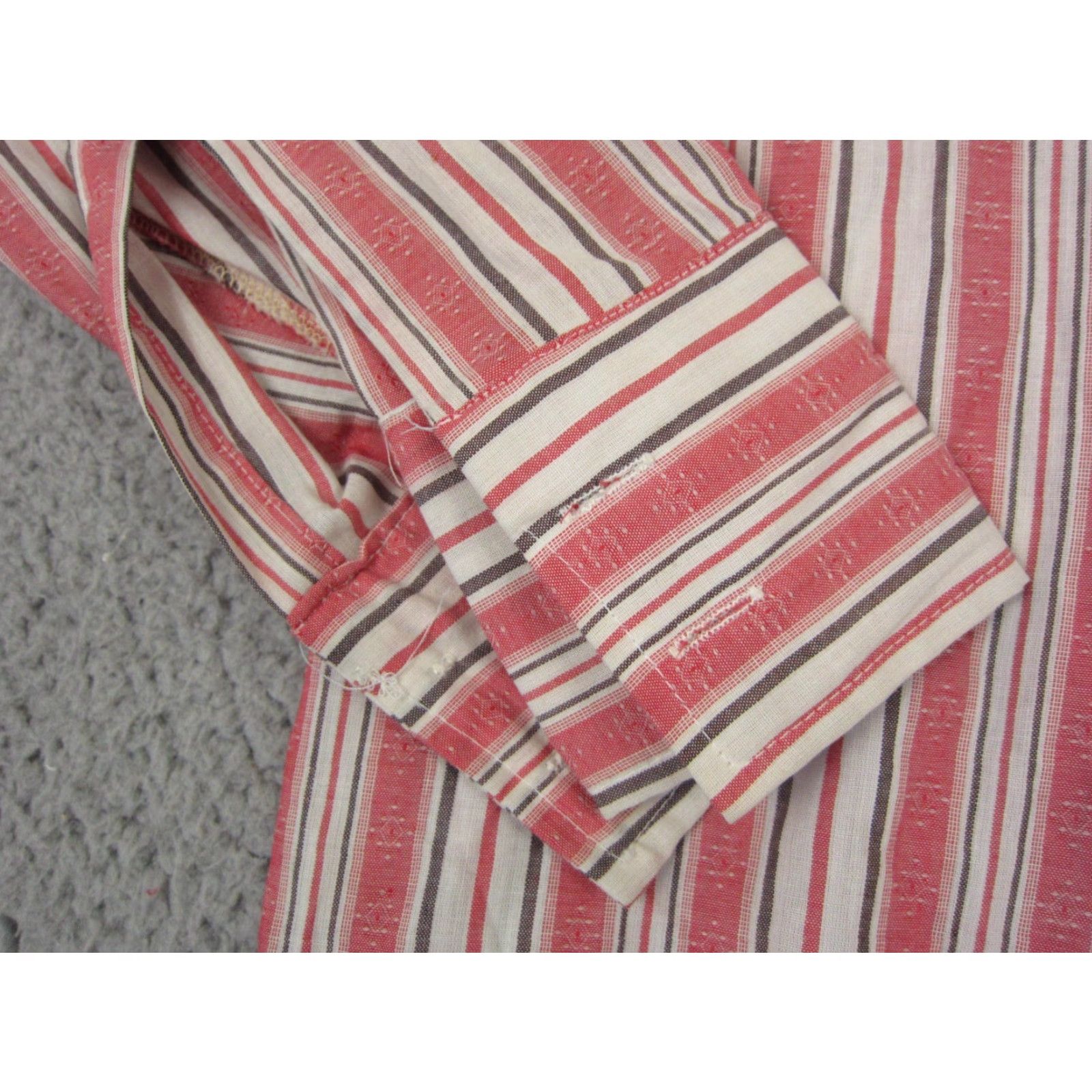Vintage VINTAGE Alumni Club Shirt Mens 15.5 Red Striped Button-Up Collared Long Sleeve Casual Business Cotton Polyester All Seasons Pockets Made in USA Size US L / EU 52-54 / 3 - 7 Thumbnail