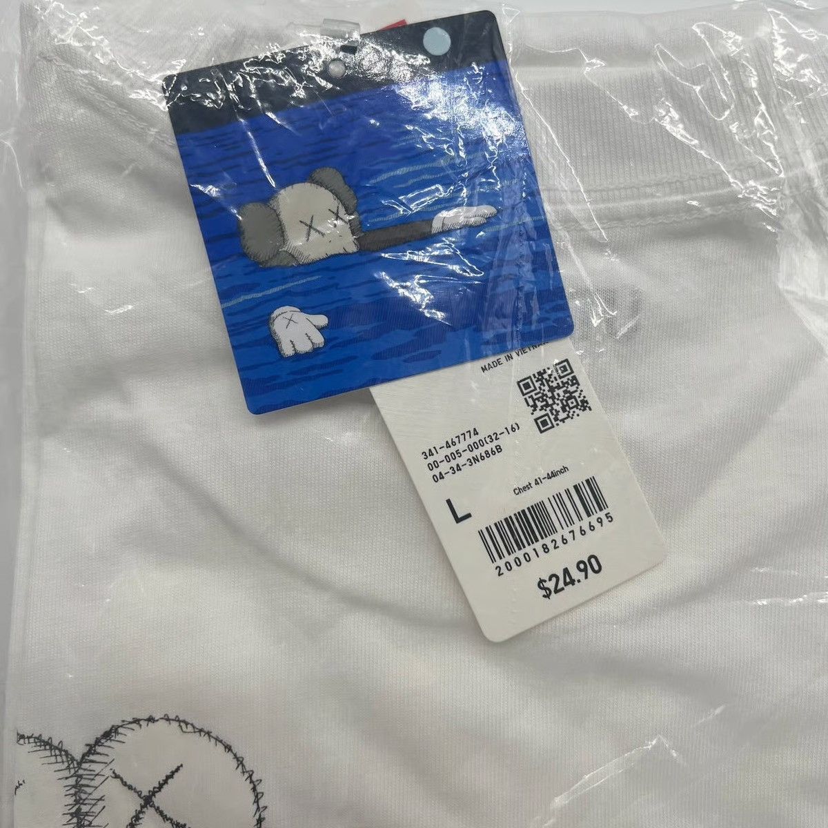 Kaws × Uniqlo KAWS x Uniqlo UT Short Sleeve Graphic Tee White Size US L / EU 52-54 / 3 - 3 Thumbnail