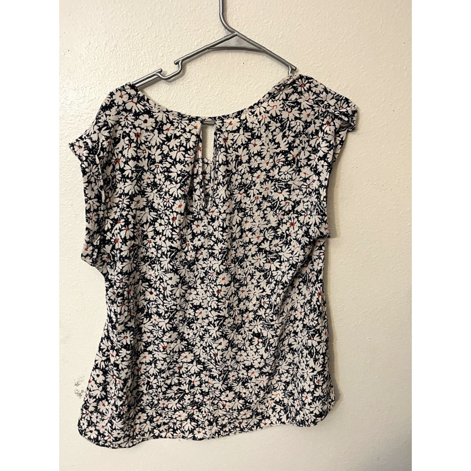 Nine West Nine West Blouse Womens S Multicolor Floral Short Sleeve Crew Neck Colorful Size S / US 4 / IT 40 - 2 Thumbnail