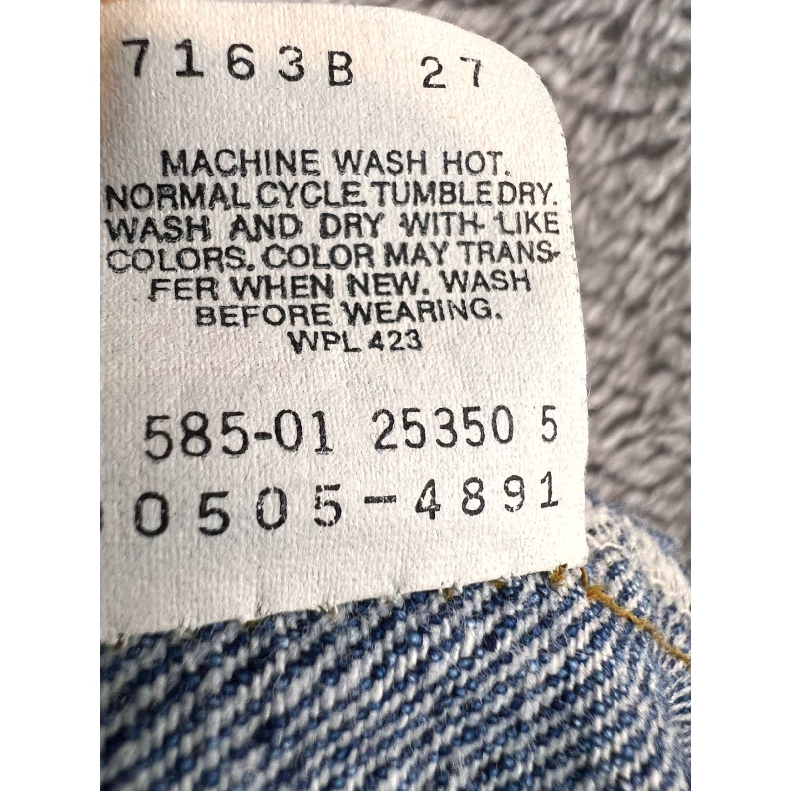 Levi's VINTAGE Levi's 505 Jeans Mens 34x32 Regular Inseam 31x31 Denim Blue 5-Pocket Flat-Front USA Straight Style Mens Size US 34 / EU 50 - 4 Thumbnail