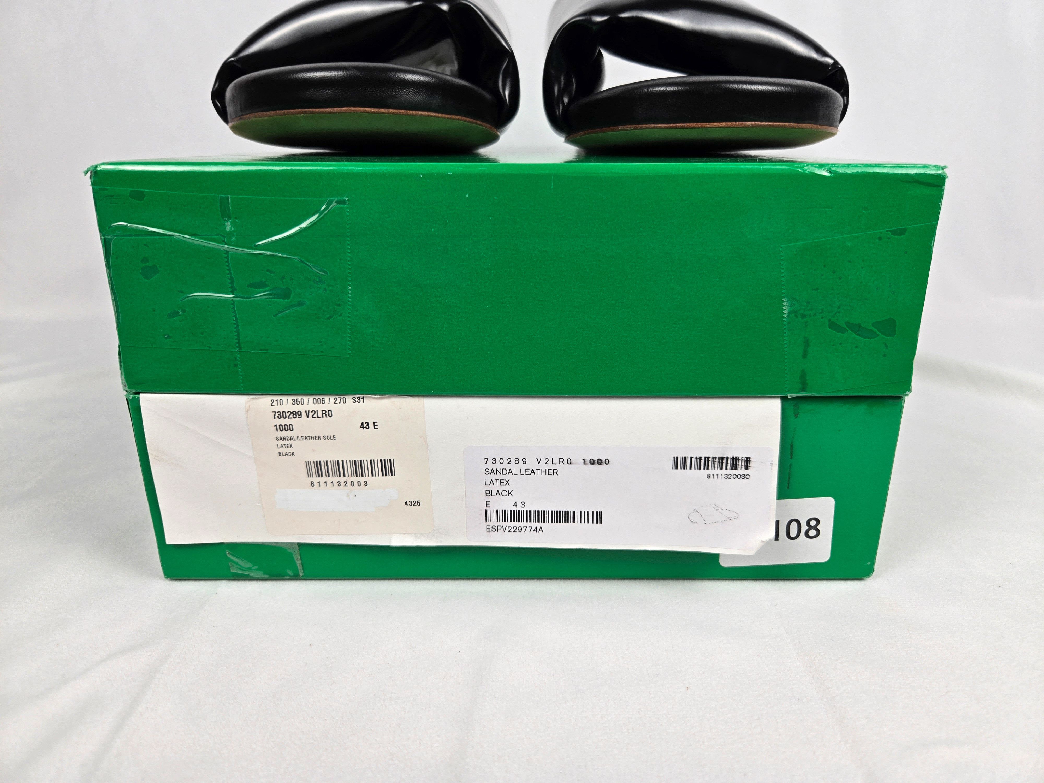 Bottega Veneta Bottega Veneta Men's Black Leather Slides Sandals U.S. 10 Size US 10 / EU 43 - 8 Thumbnail