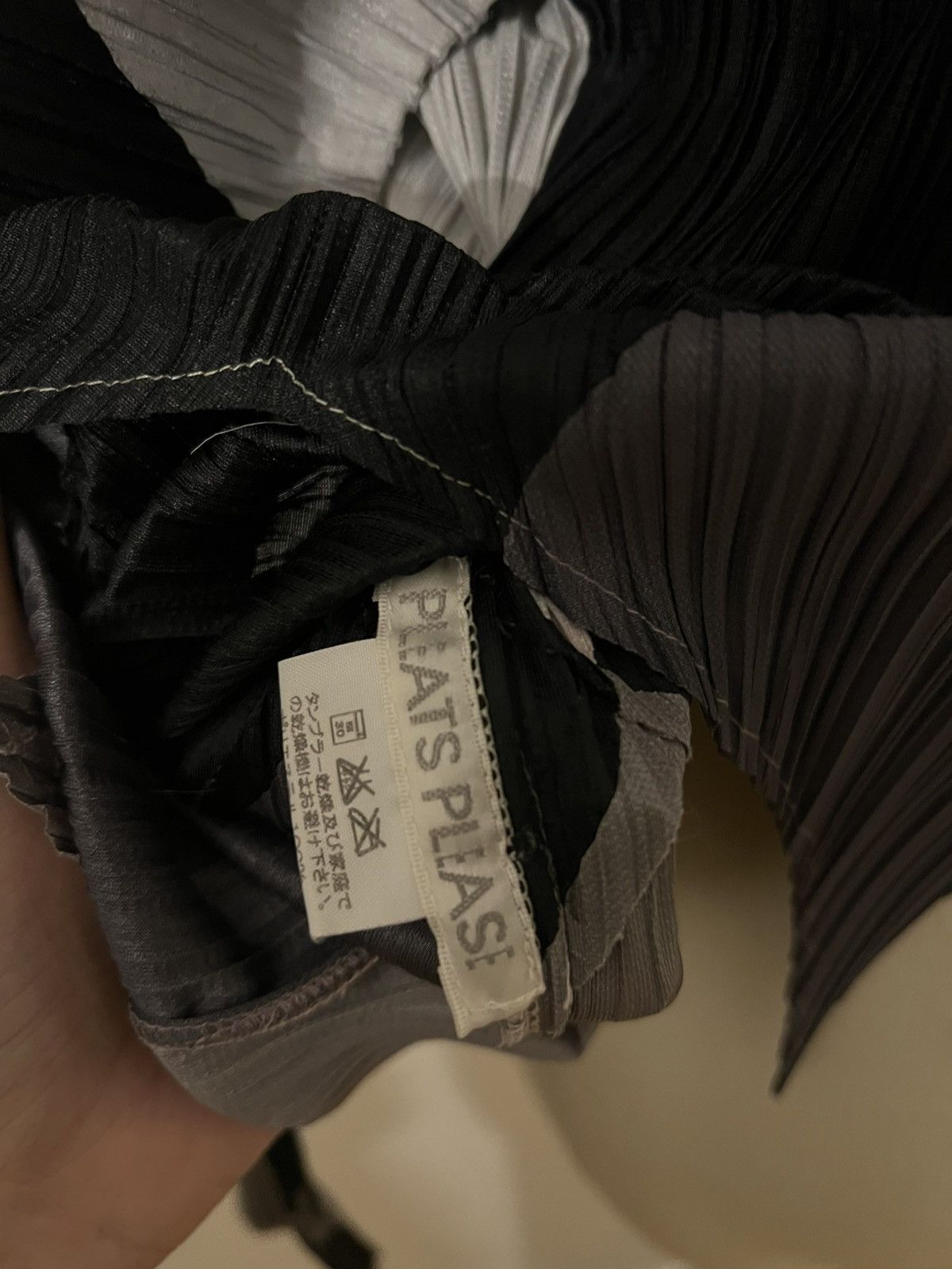 Issey Miyake Pleats Please Issey Miyake Long Sleeve Top Size M / US 6-8 / IT 42-44 - 6 Thumbnail